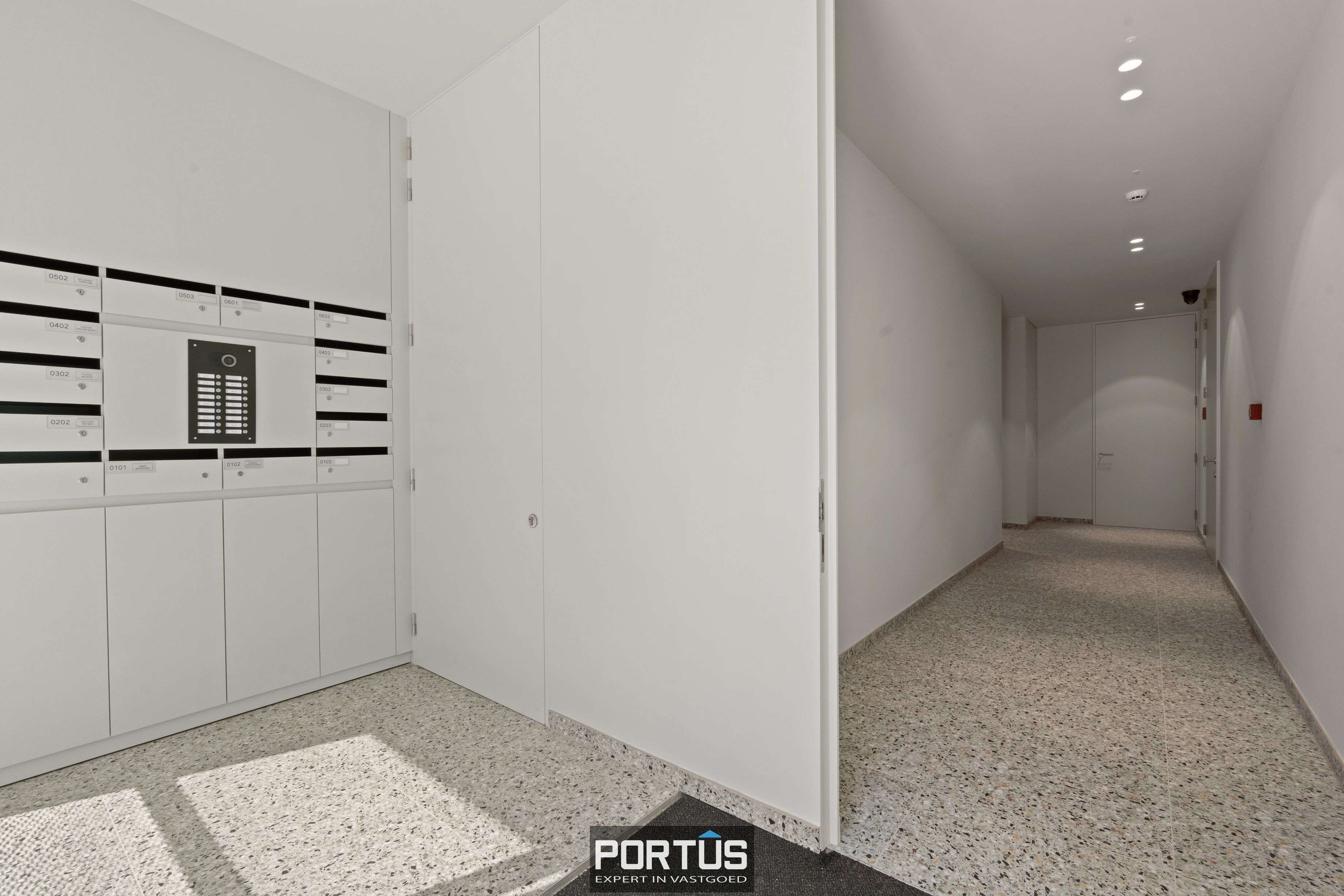 Nieuwbouwappartement met 2 slaapkamers te koop in Residentie Josef Albers te Oostduinkerke  foto 18