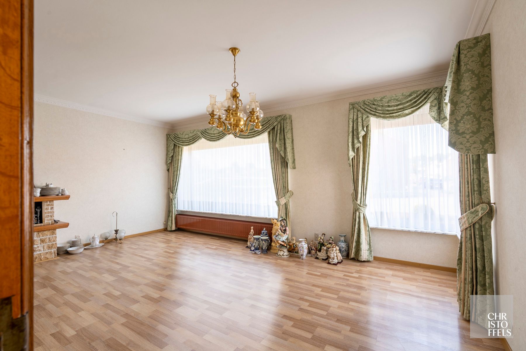 Te renoveren woning (152m²) in een rustige woonomgeving te Lanaken! foto 5