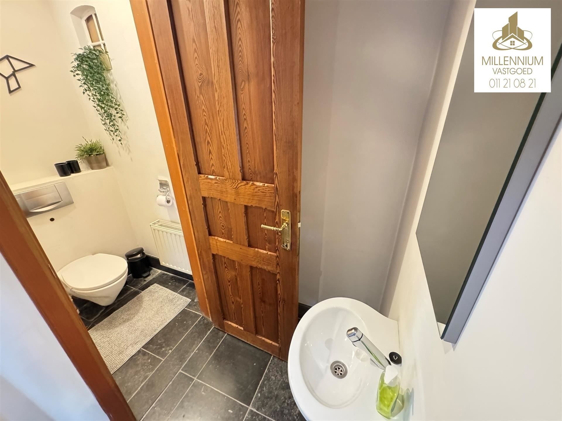 Ruime 5-SLK Woning met bijwoning foto 10