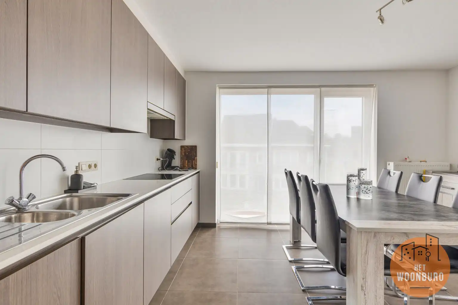 Triplex appartement met garage foto 5