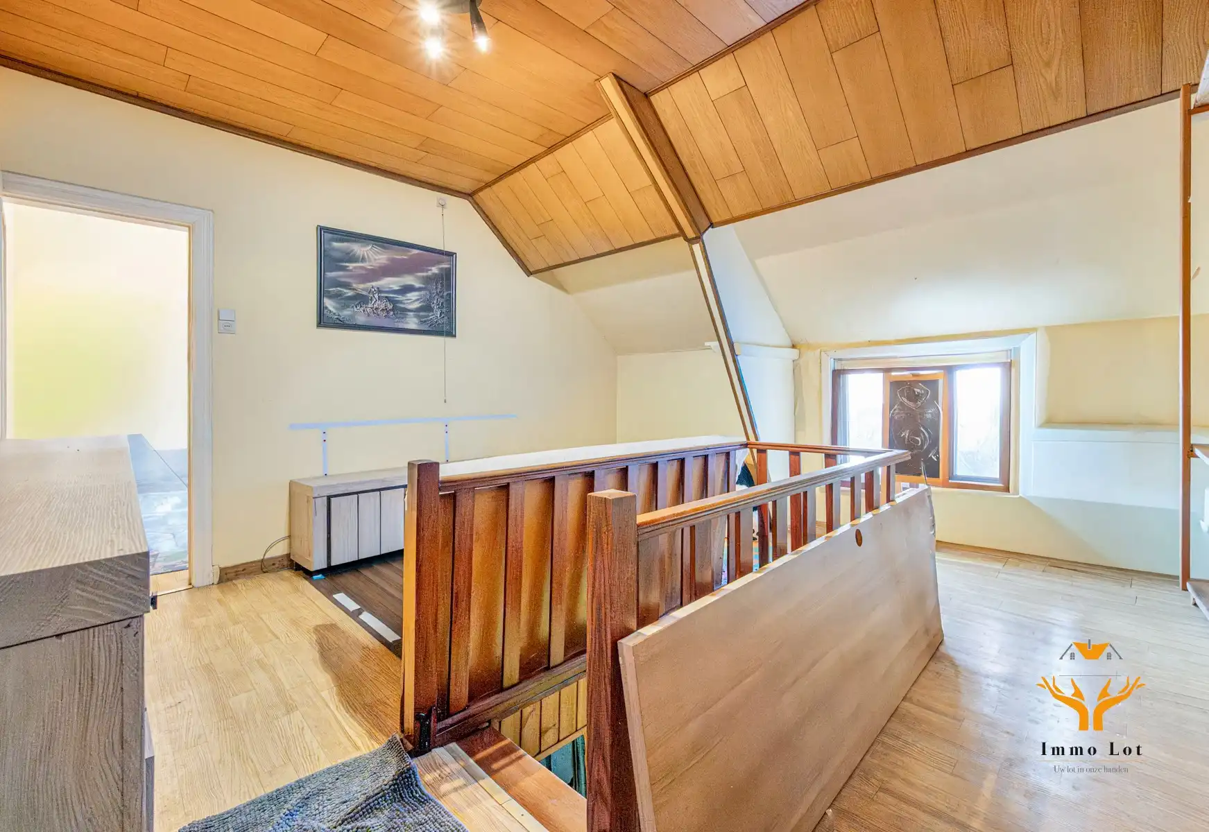 Ruime renovatiewoning met tuin in centrum Zele foto 13