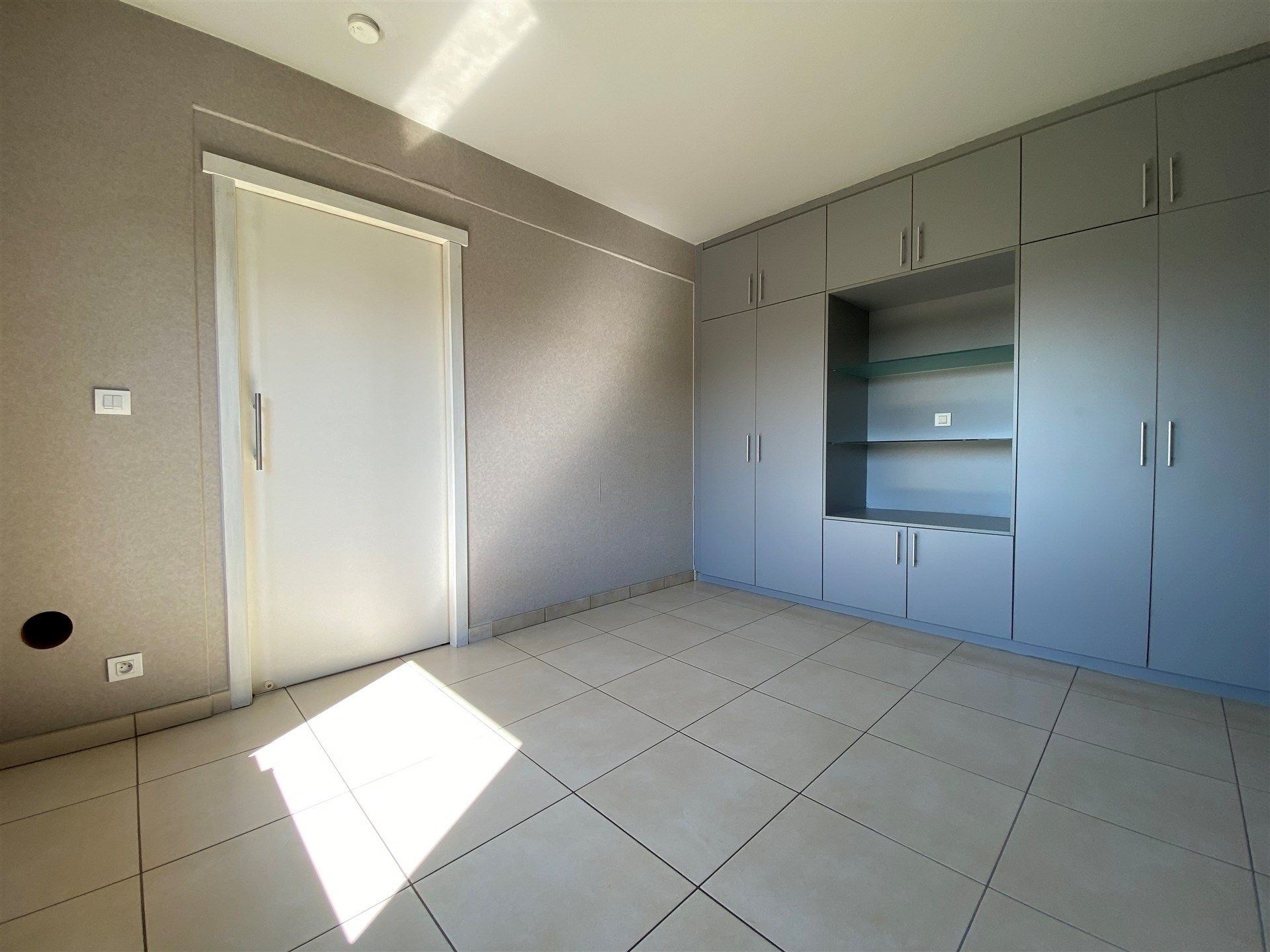 Zeer mooi gelegen instapklaar appartement op de tweede verdieping van de residentie “Square”. foto 19
