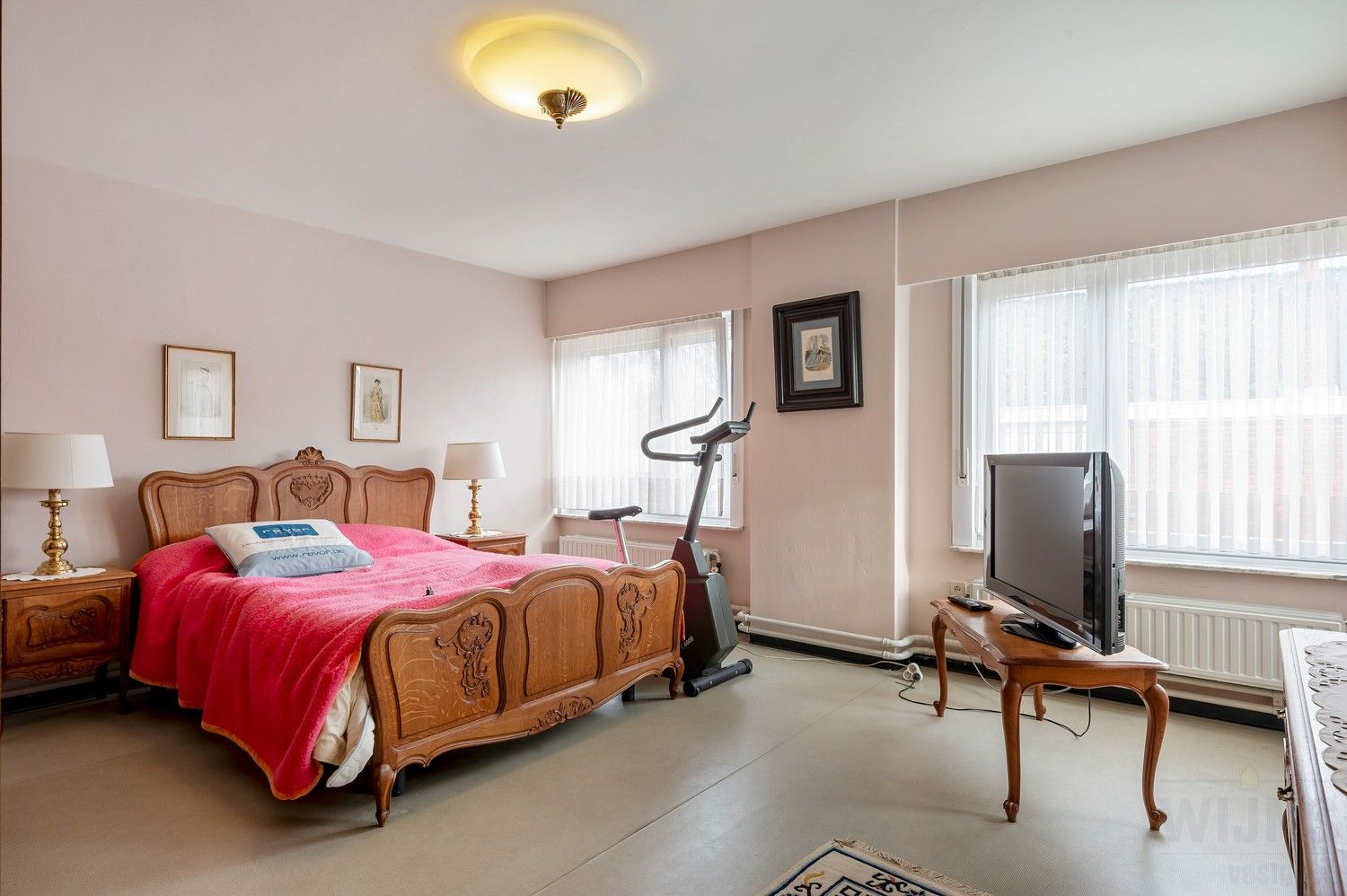 Goed onderhouden woning met tuin. foto 19