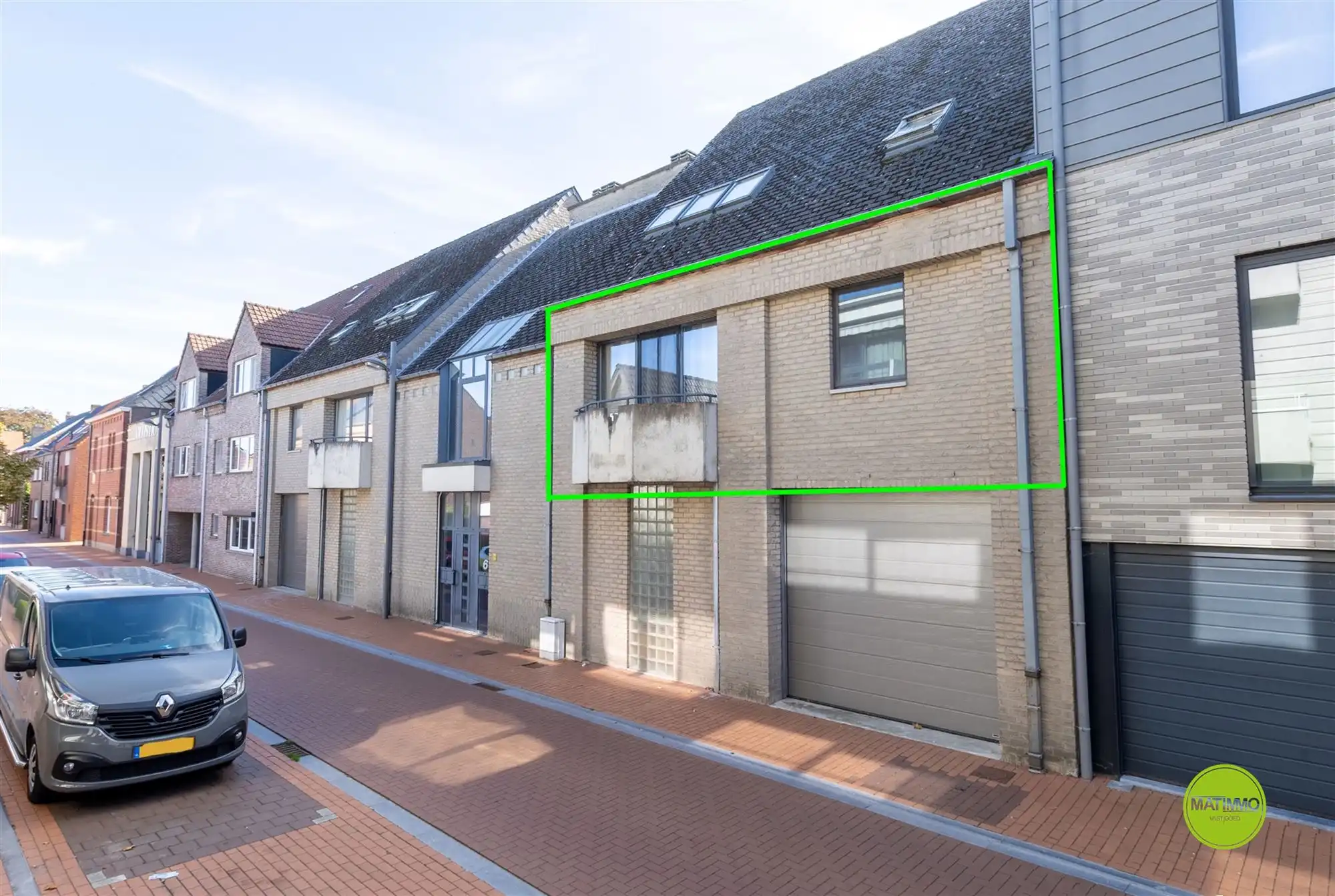 Ruim en energiezuinig wonen in het centrum van Pelt! foto {{pictureIndex}}