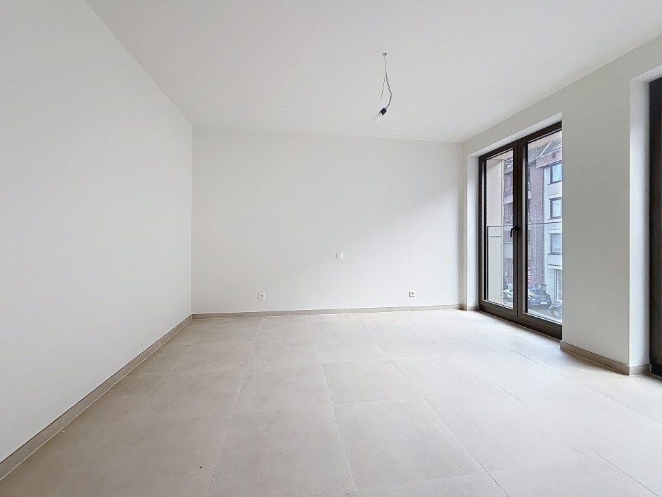 Instapklaar appartement met 2 terrassen op topligging in het hart van Roeselare foto 6