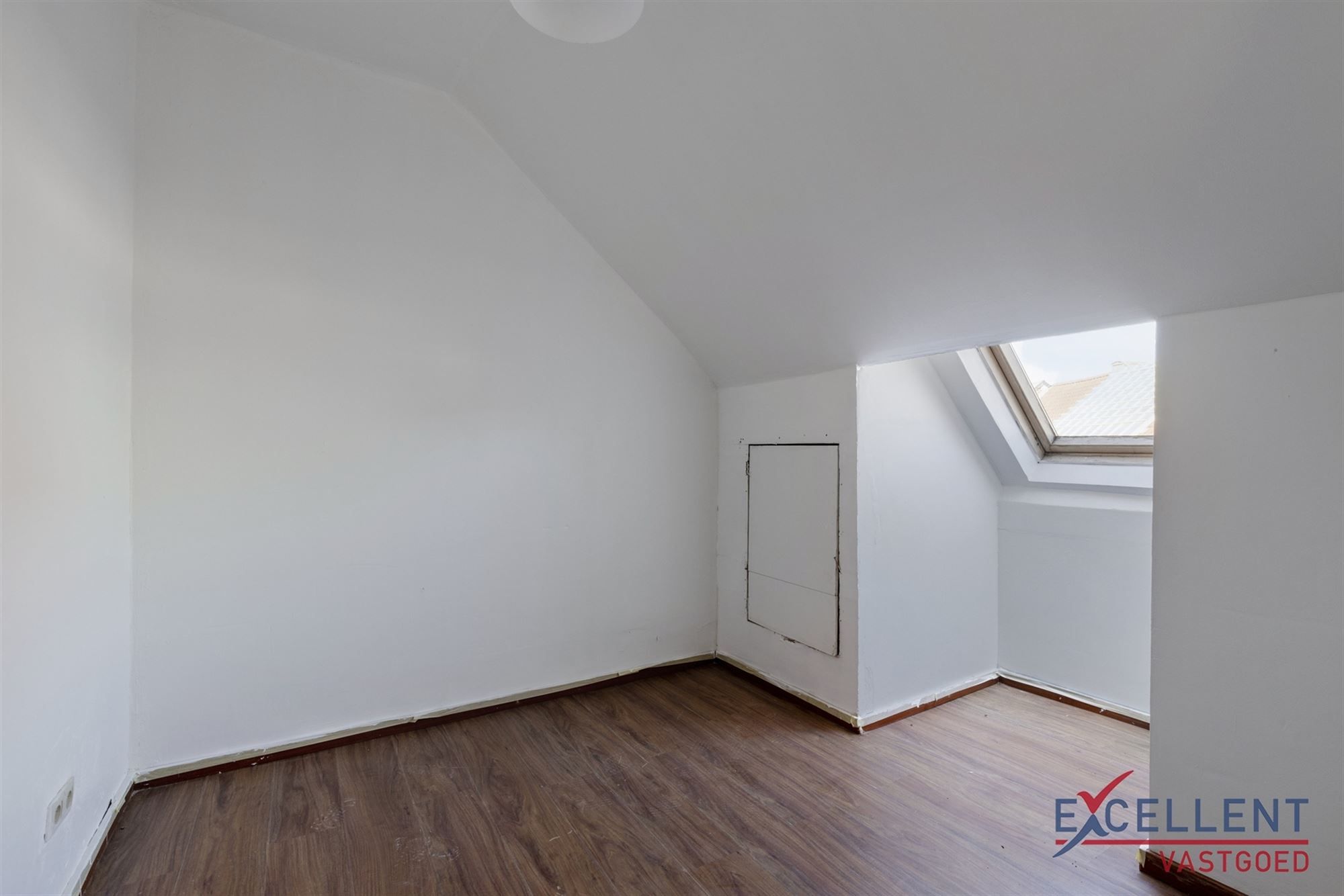 Ruime gezinswoning te Ronse foto 9