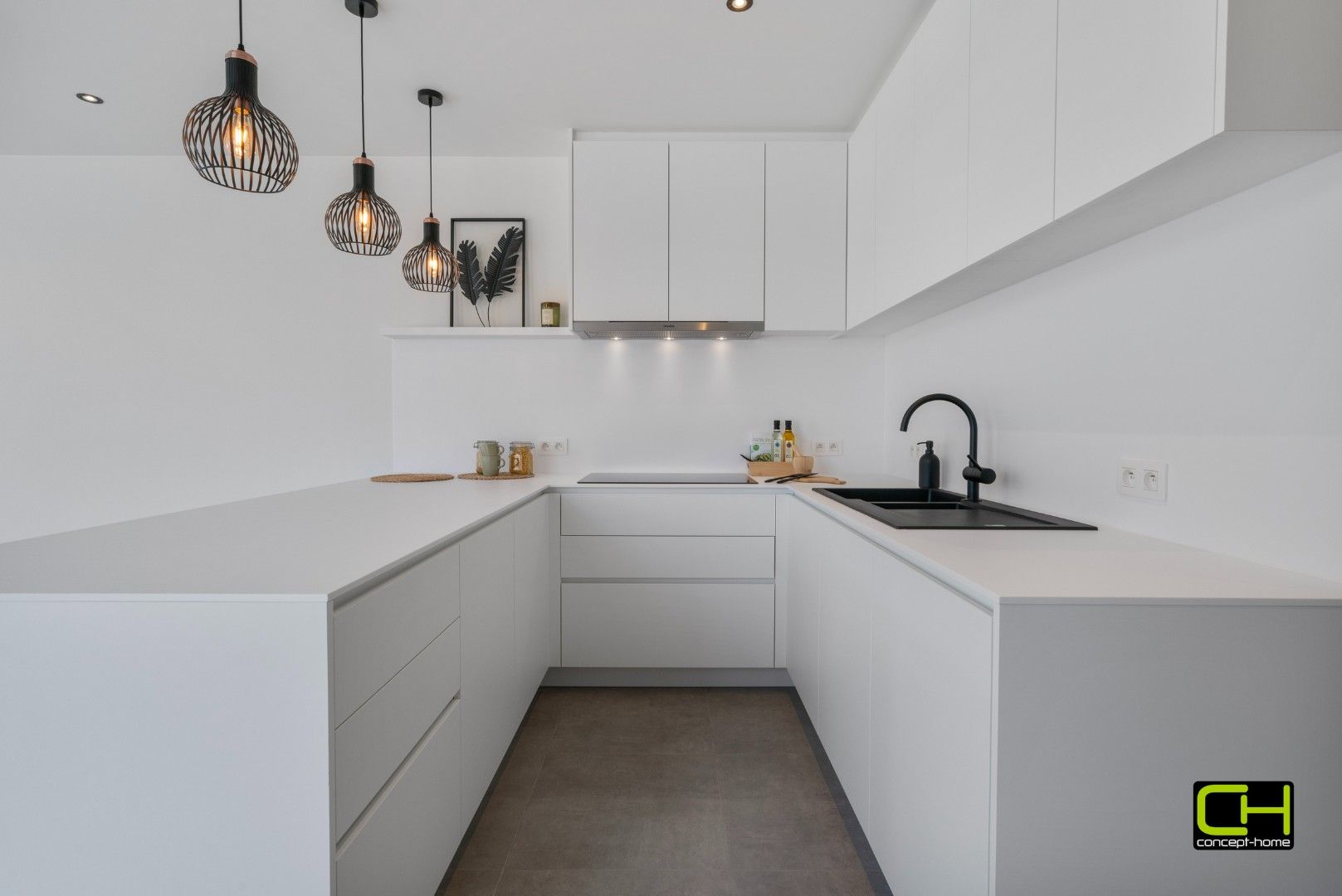 Gerenoveerde woning met drie slaapkamers te koop in Lievegem foto 7