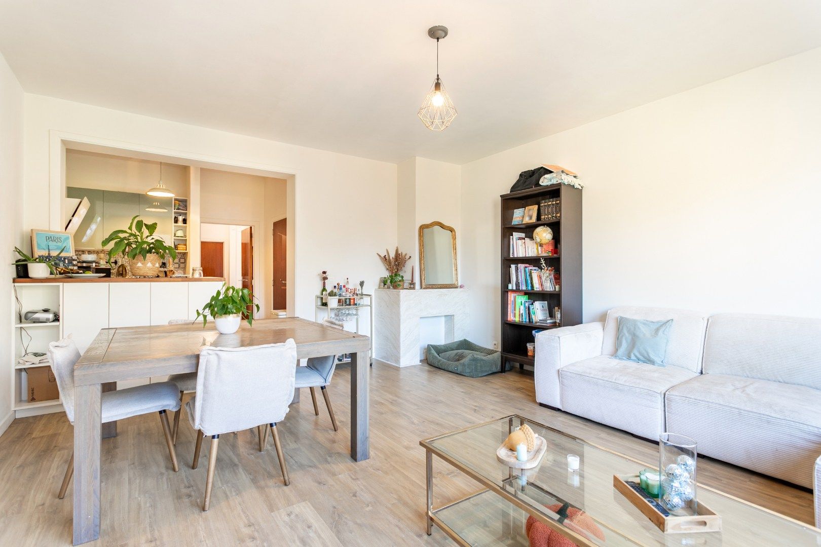 Appartement met 1 slaapkamer + bureau, balkon en gemeenschappelijke tuin op wandelafstand van het Ter Kamerenbos foto 3