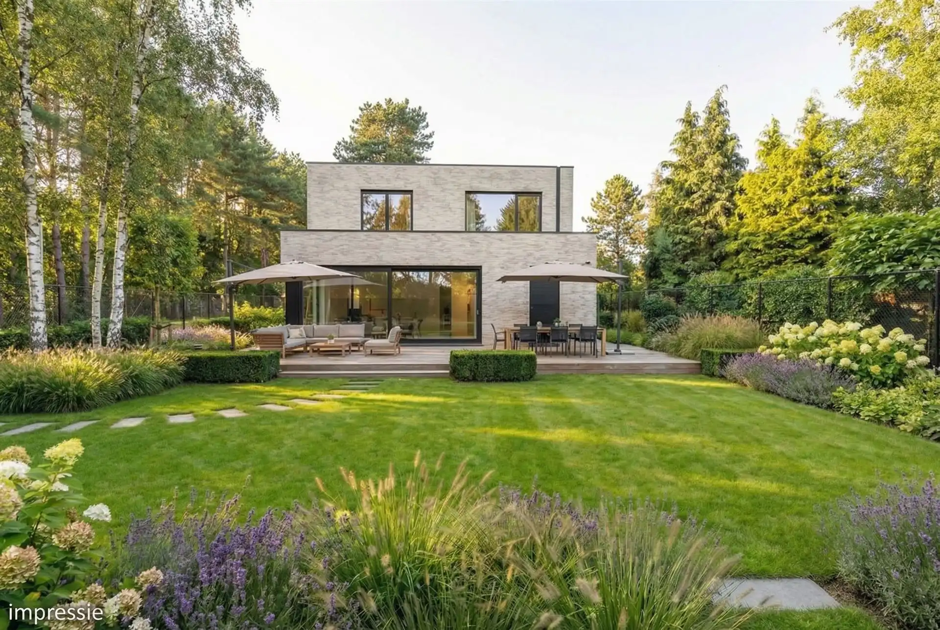 Stijlvolle en instapklare vrijstaande woning op een doodlopende straat  foto 34