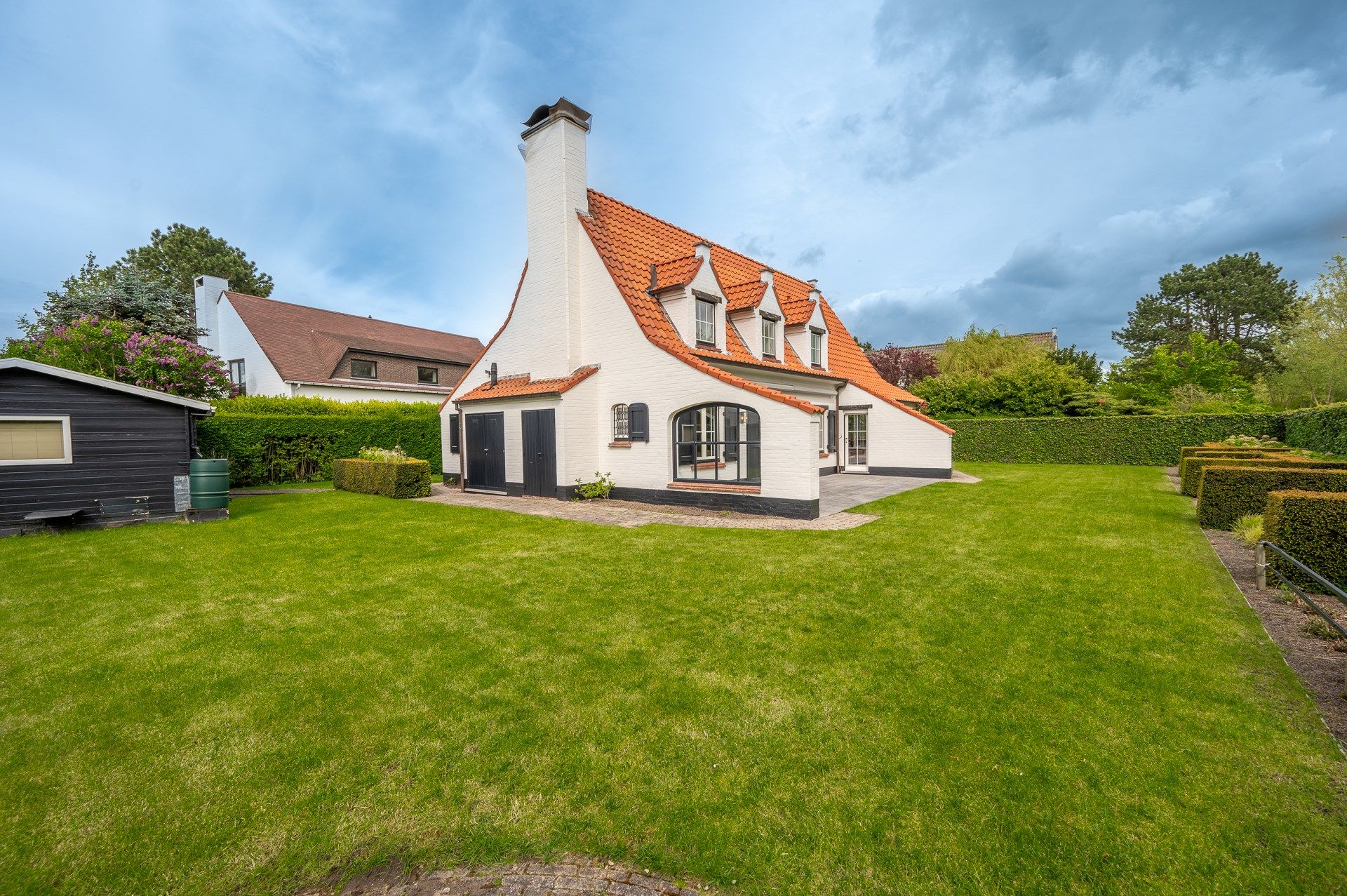 Karakteristieke, alleenstaande villa met mooie, groene zichten gelegen nabij de Magere schorre en Kalfmolen te Knokke.  foto 19