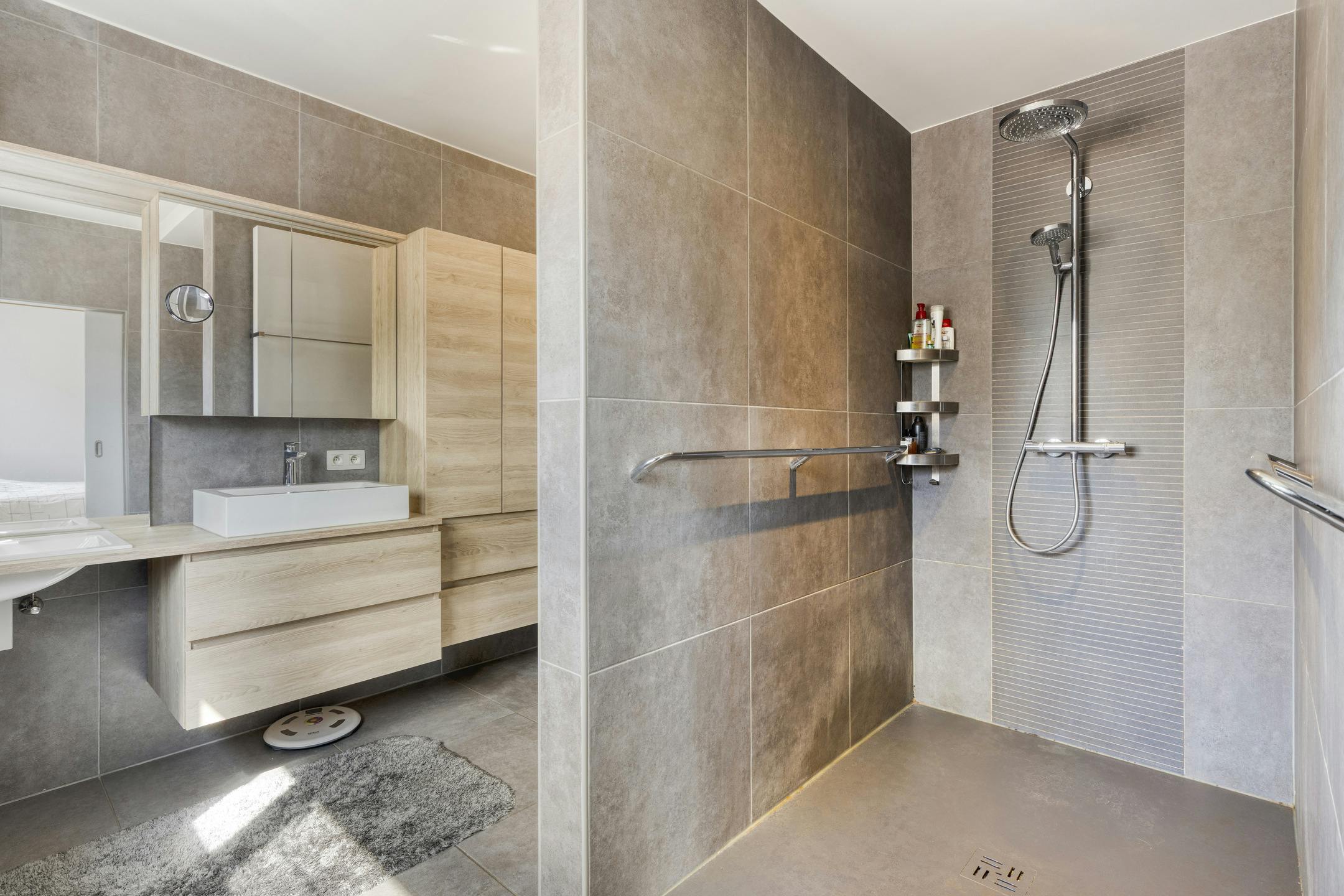 Energiezuinige woning met 6 slaapkamers te Sint-Katelijne-Waver foto 11
