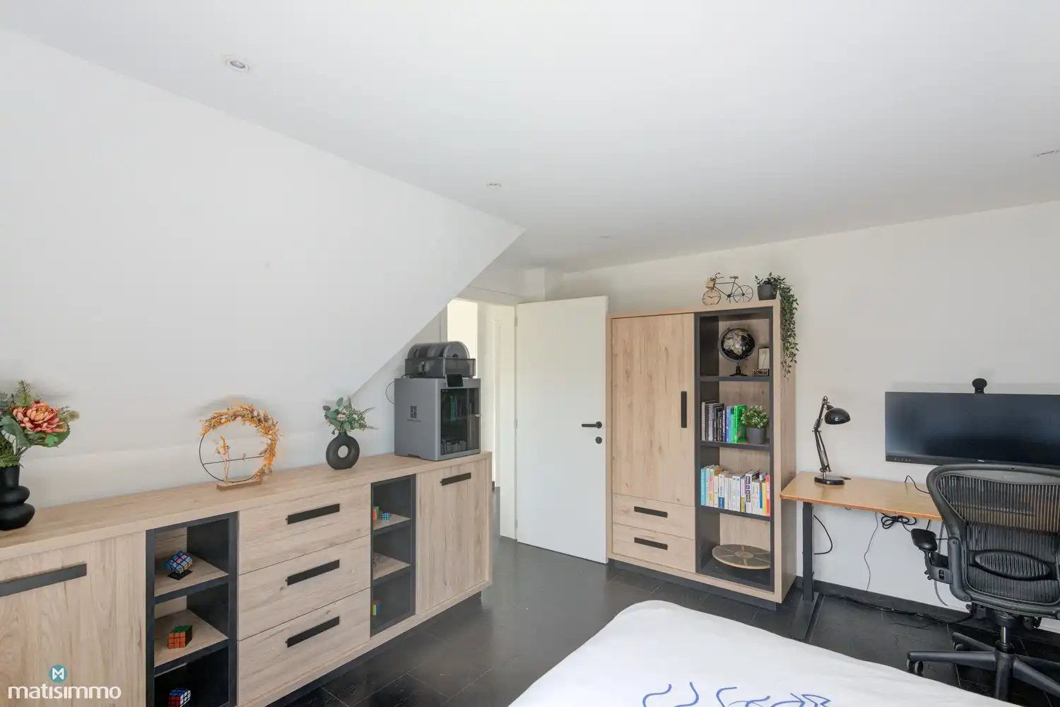 GERENOVEERDE WONING MET 3 SLAAPKAMERS, RUIME GARAGE EN TUIN (11A 40CA) TE BILZEN foto 25