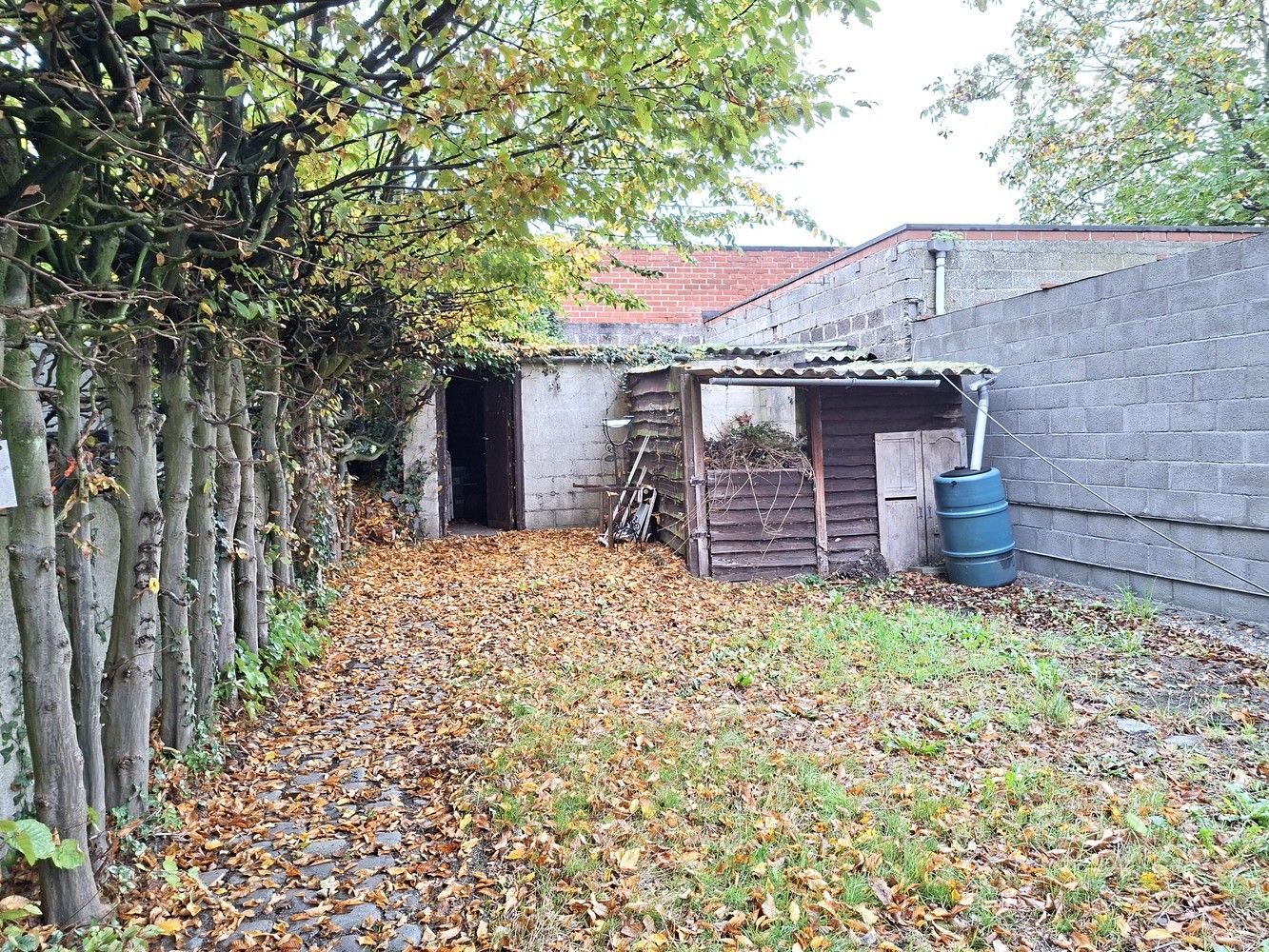 Licht te renoveren woning / 4 slaapkamers en tuin / centrale ligging foto 44