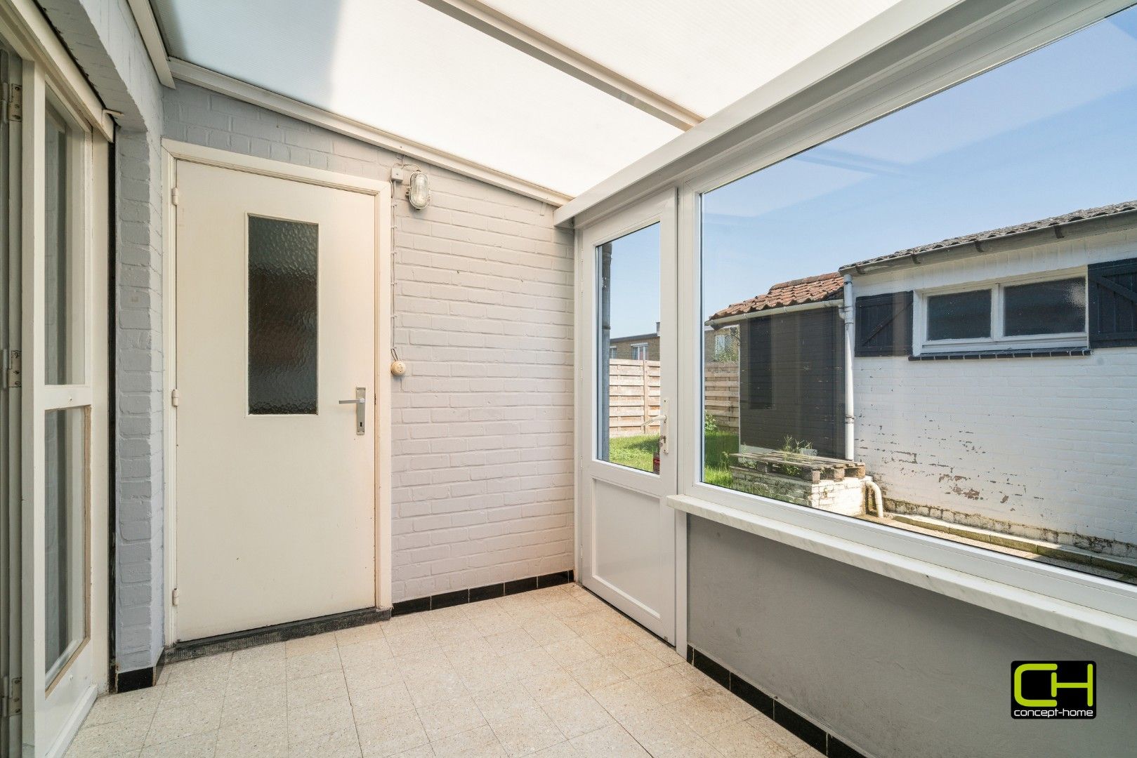 Woning met drie slaapkamers te koop nabij het centrum van Zomergem (Lievegem) foto 4