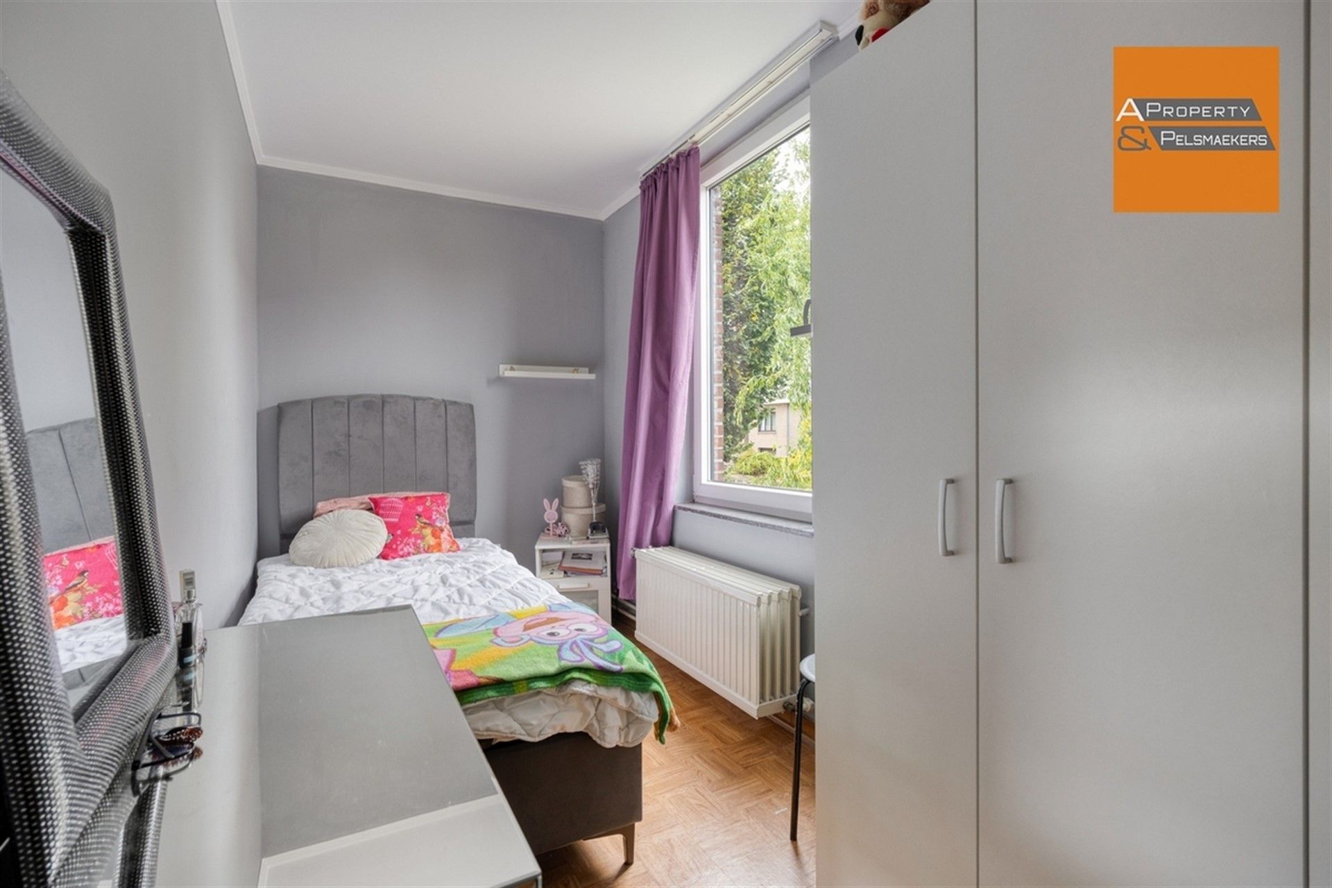 Gezinswoning met 3 à 4 kamers , tuin en garage foto 20