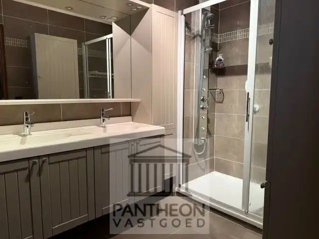 EXCLUSIEF APPARTEMENT met GROOT ZONNETERRAS OP EEN TOPLIGGING foto 10