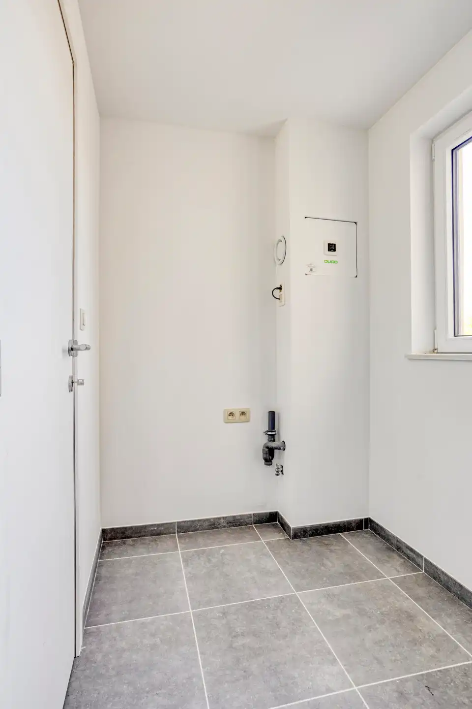 Ruime gerenoveerde woning (230 m²) nabij Gouden Kruispunt foto 21