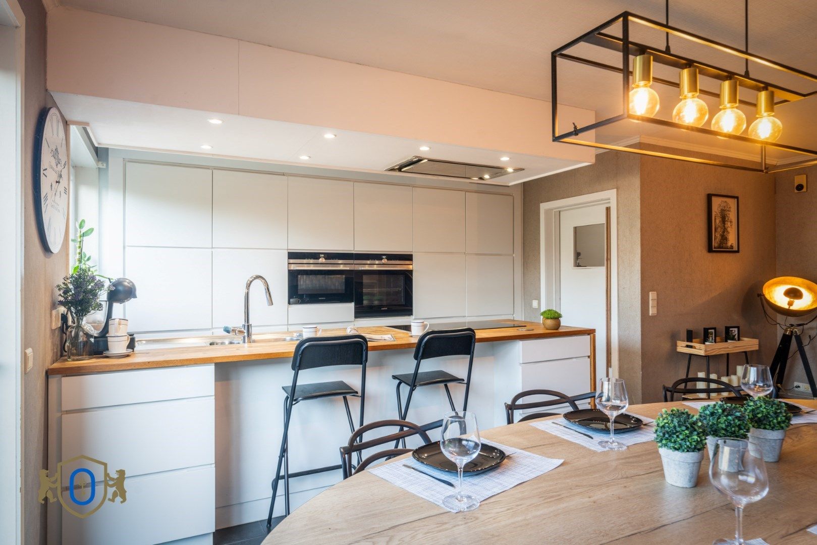 5-slpkr woning met garage & tuin foto 8