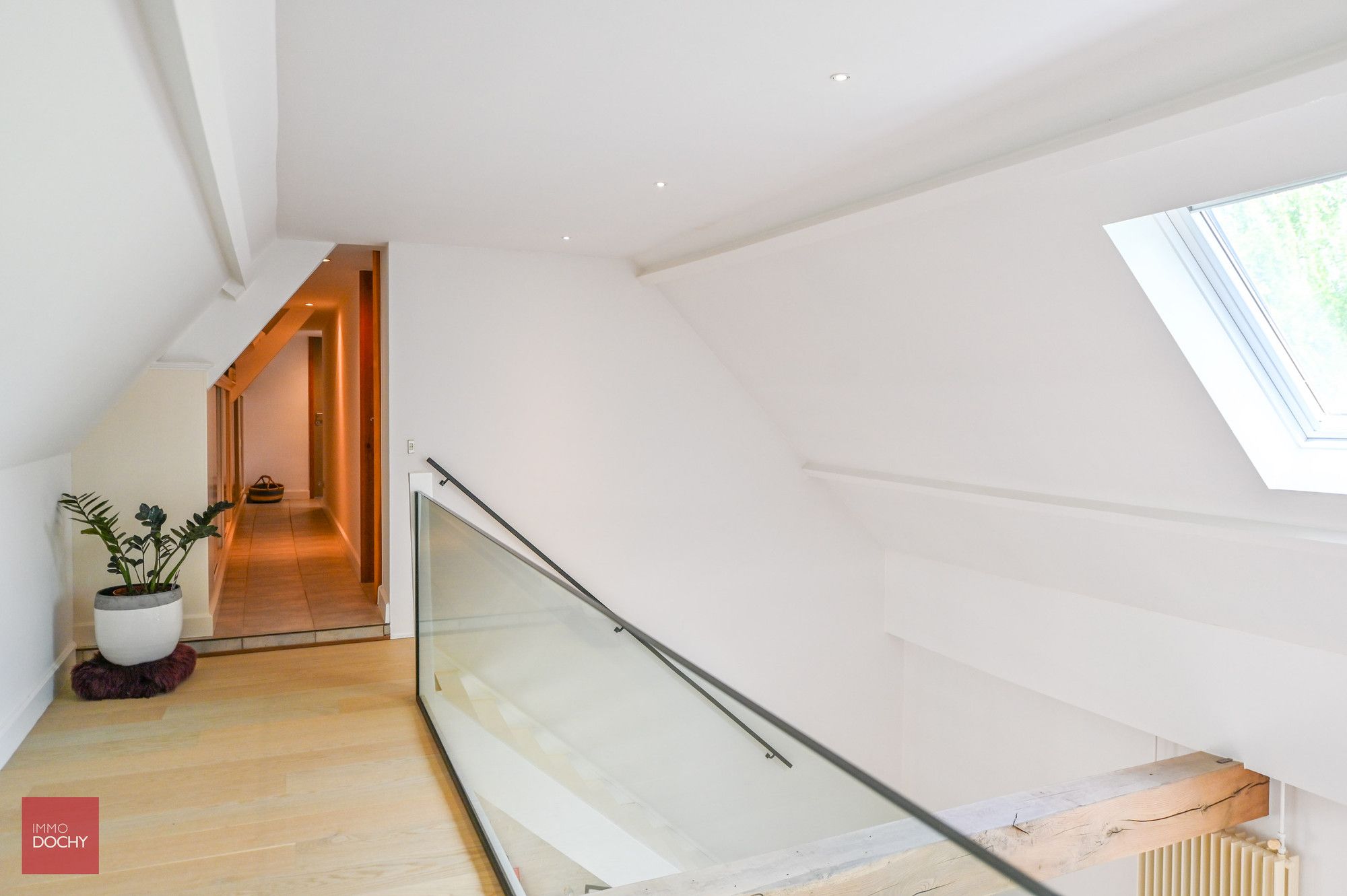 Zeer rustig gelegen instapklaar landhuis met zwemvijver foto 19