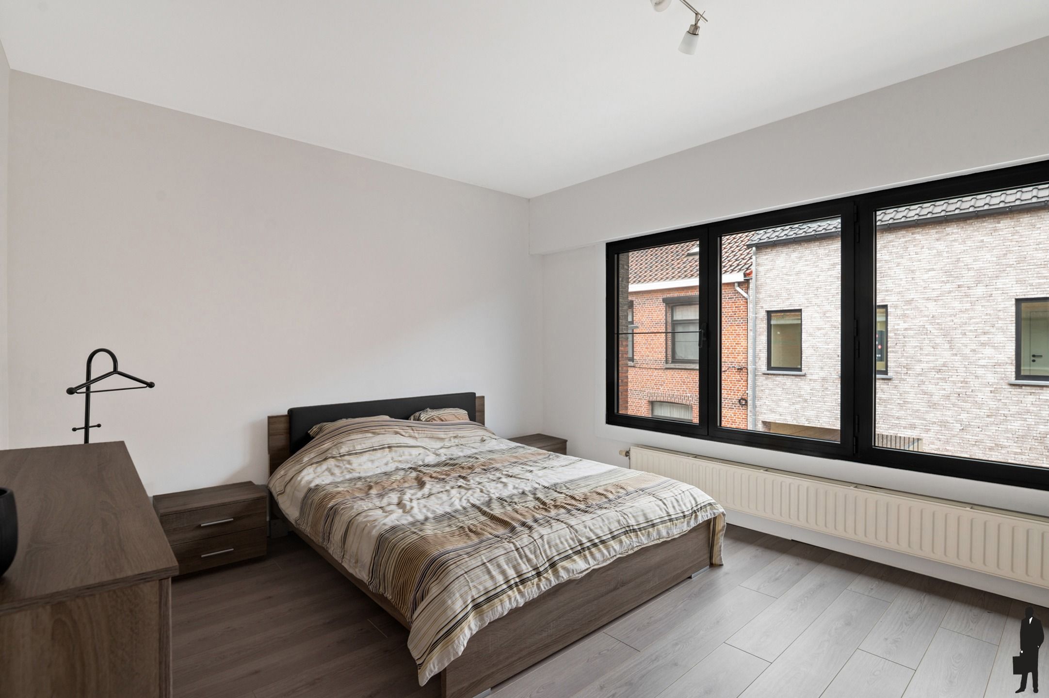 Instapklare woning met 3 slpks en ZW tuin in centrum Kontich foto 12