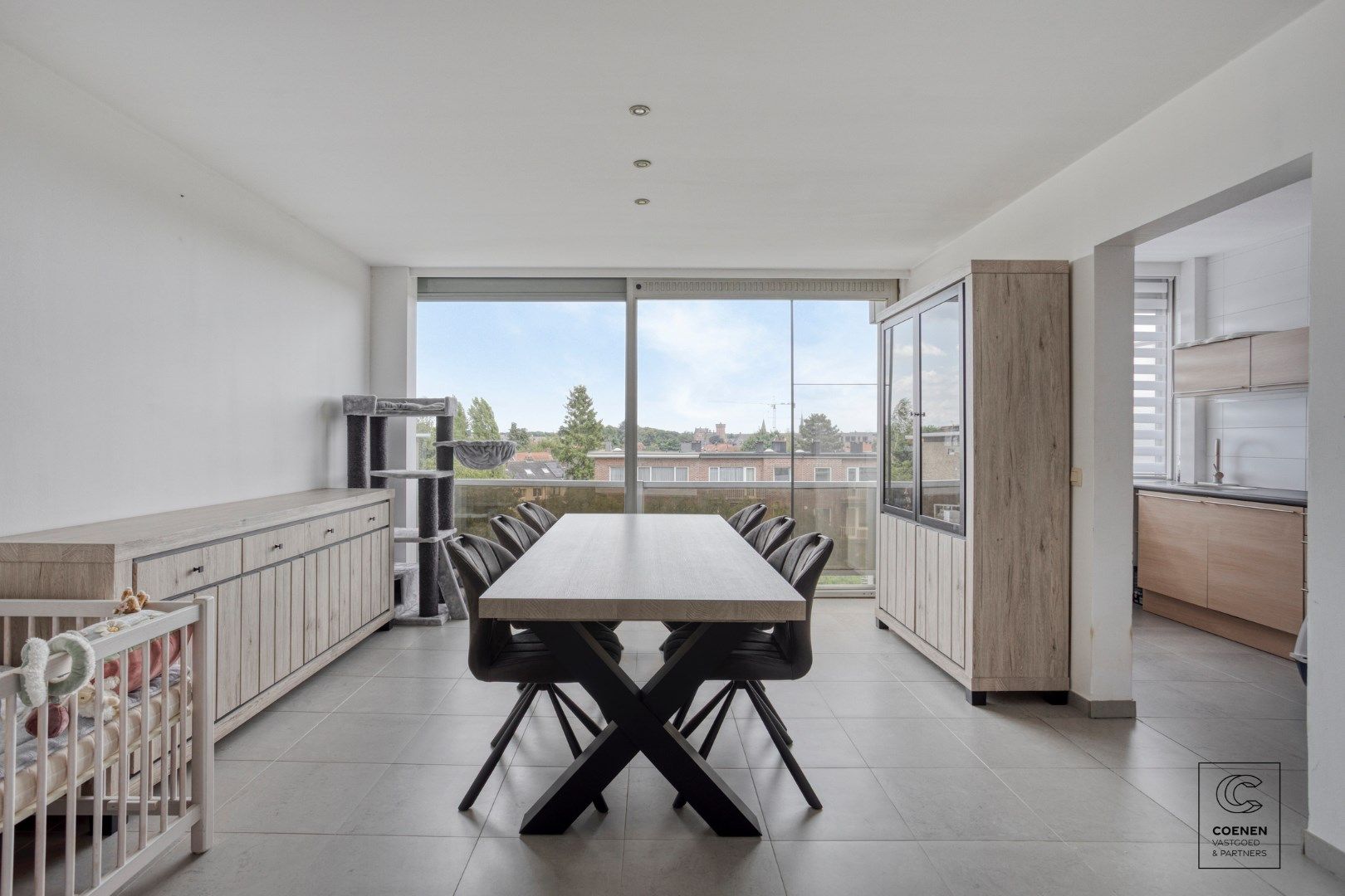 Instapklaar appartement met 2 slpk's nabij het centrum van Schoten foto 6