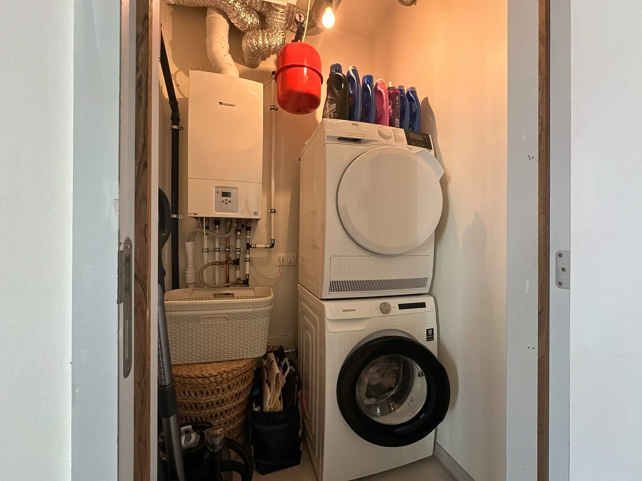 Modern en lichtrijk 2-slaapkamerappartement in Wetteren foto 11