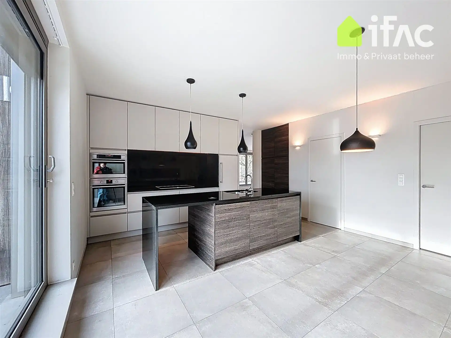 Penthouse met groot terras foto 10