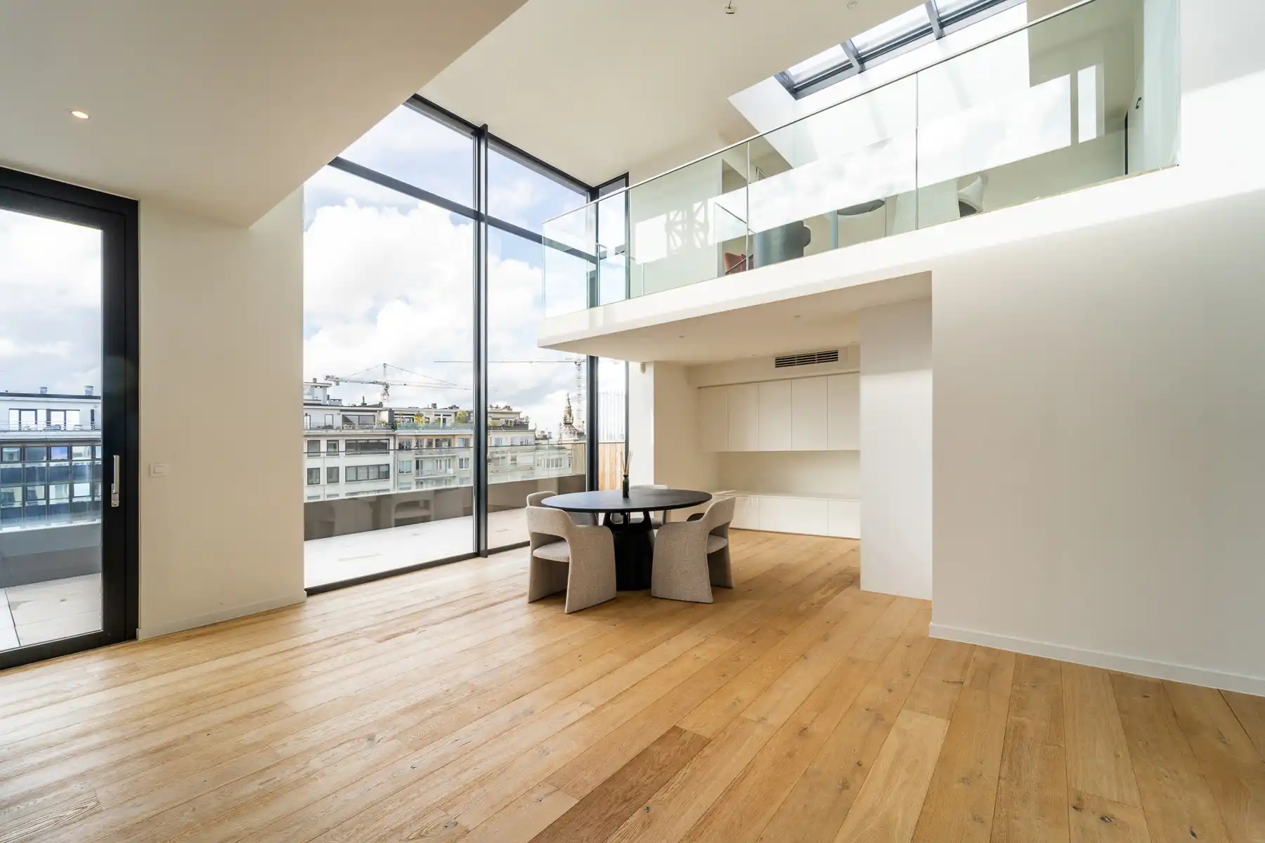 Luxe penthouse met ruime terrassen op toplocatie! foto 16