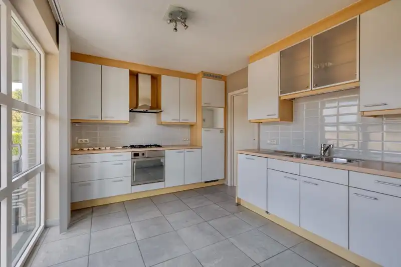 Polyvalente kantoorruimte met 3 slaapkamer appartement TE KOOP in Tielt! foto 26