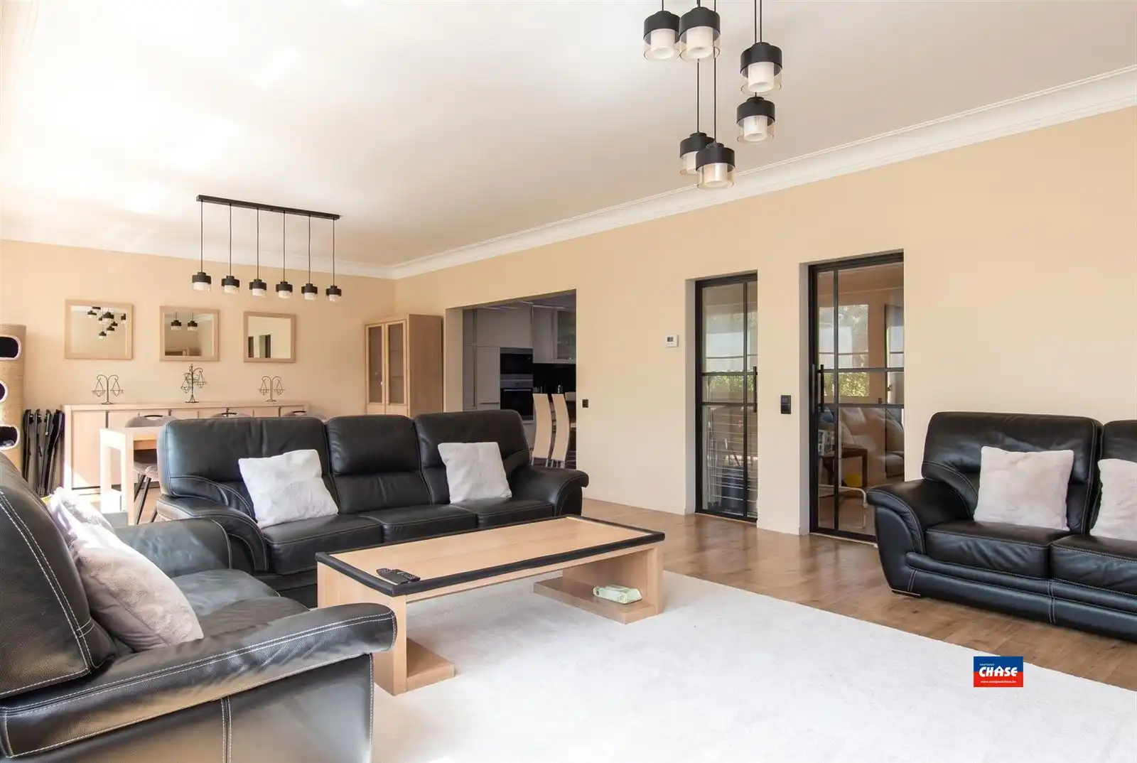 Appartement van 189m² met 3 slaapkamers, 2 badkamers en autostaanplaats + berging met EPC-A foto 2