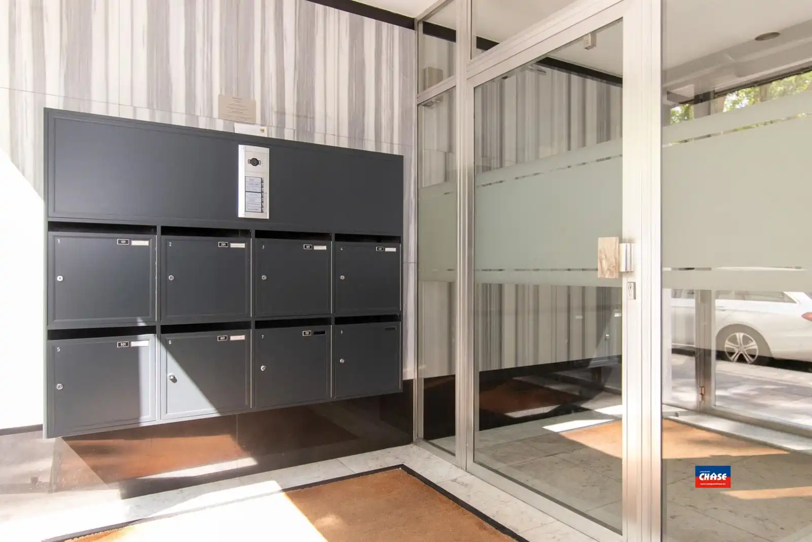 Appartement van 189m² met 3 slaapkamers, 2 badkamers en autostaanplaats + berging met EPC-A foto 2
