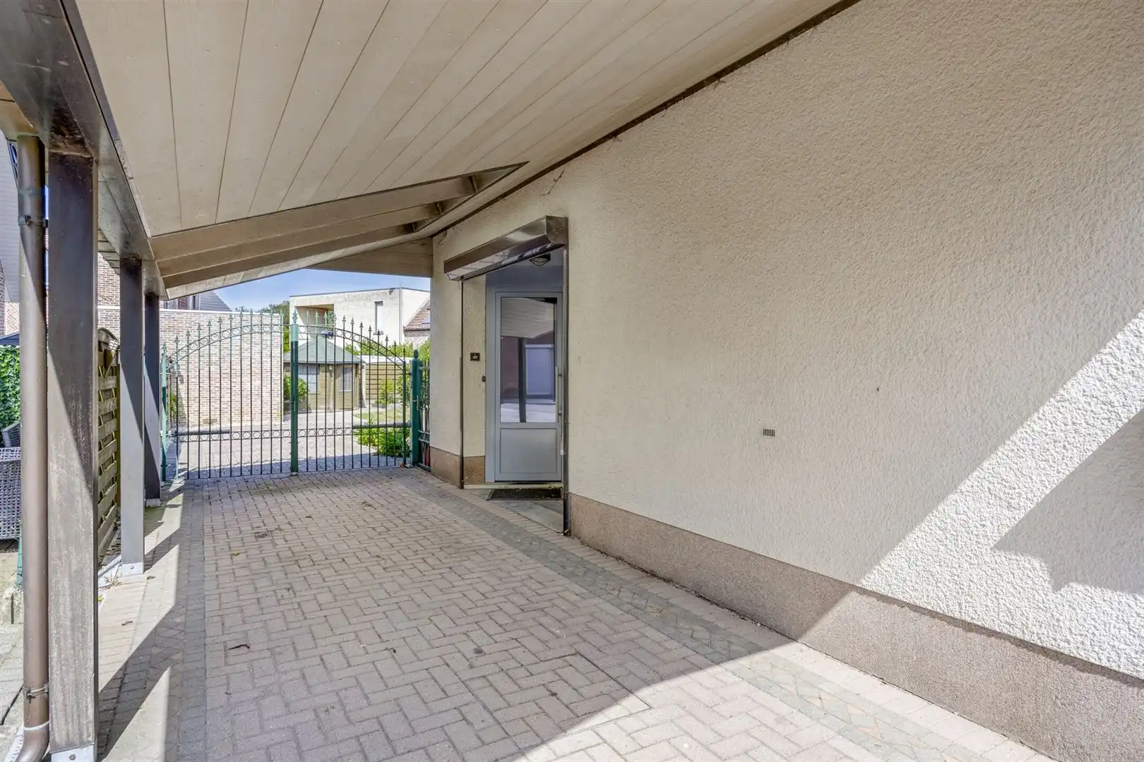 TE KOOP: Woning met handelsruimte en appartement in Eksel! foto 43