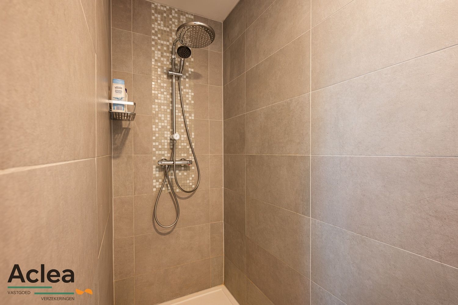 Moderne woning met 3 slaapkamers foto 23