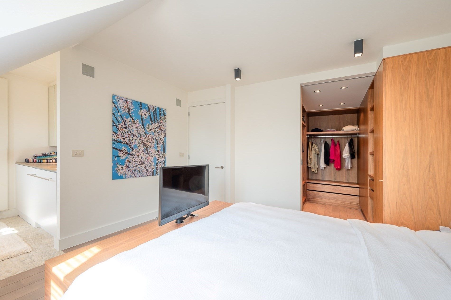 Prachtig, ruim 2 slaapkamer appartement met ruime terrassen centraal gelegen op de Zoutelaan te Knokke (met mogelijkheid tot het creëren van een 3de kamer)  foto 21