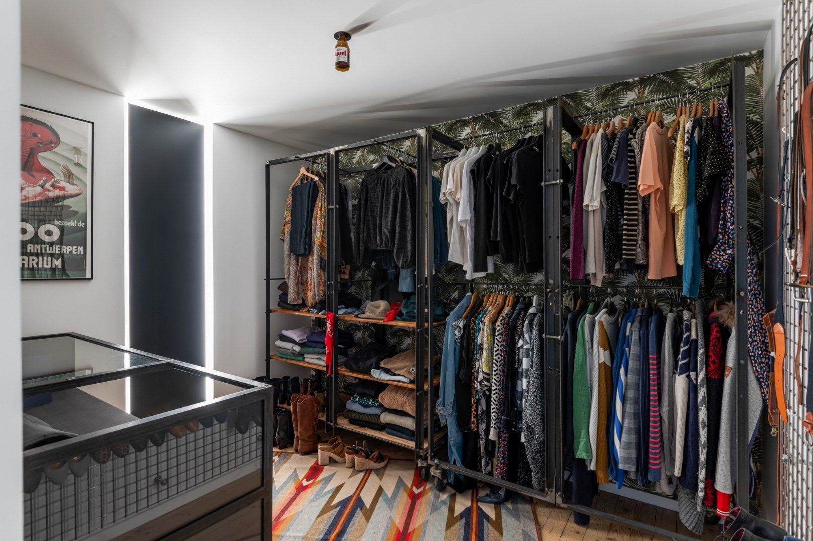 Volledig gerenoveerde woning van 197 m² met 2 à 3 slaapkamers te Wilrijk! foto 15