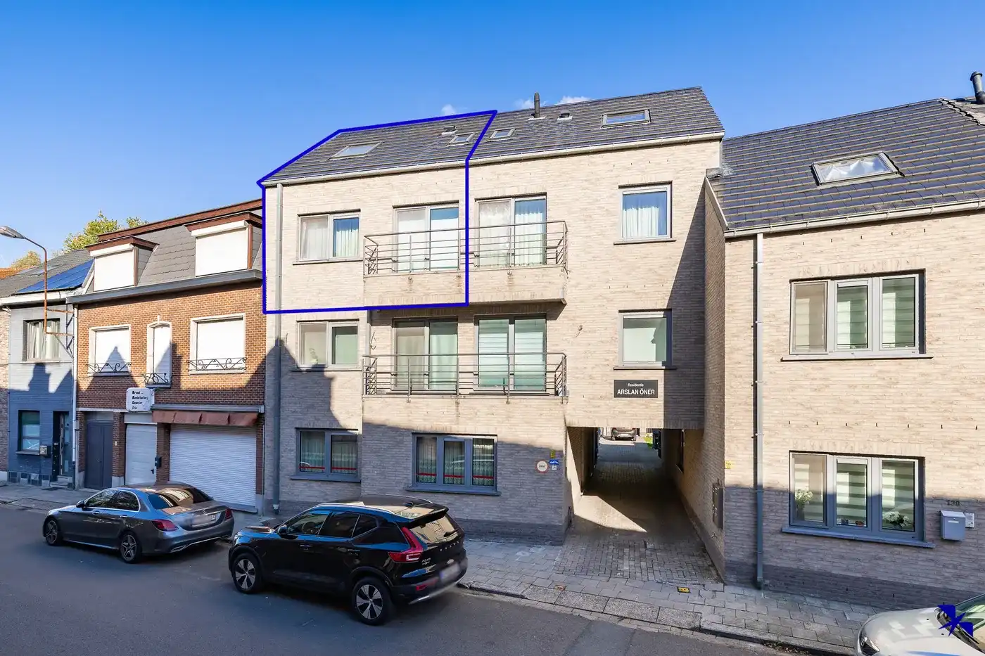 Modern 2-slaapkamer appartement uit 2014 nabij het centrum van Willebroek foto {{pictureIndex}}
