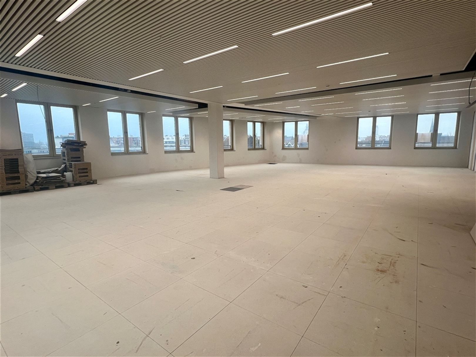 Nieuwbouwkantooor nabij het Gentse stadscentrum Keizerpoort met oppervlakte van 257 m² foto 8