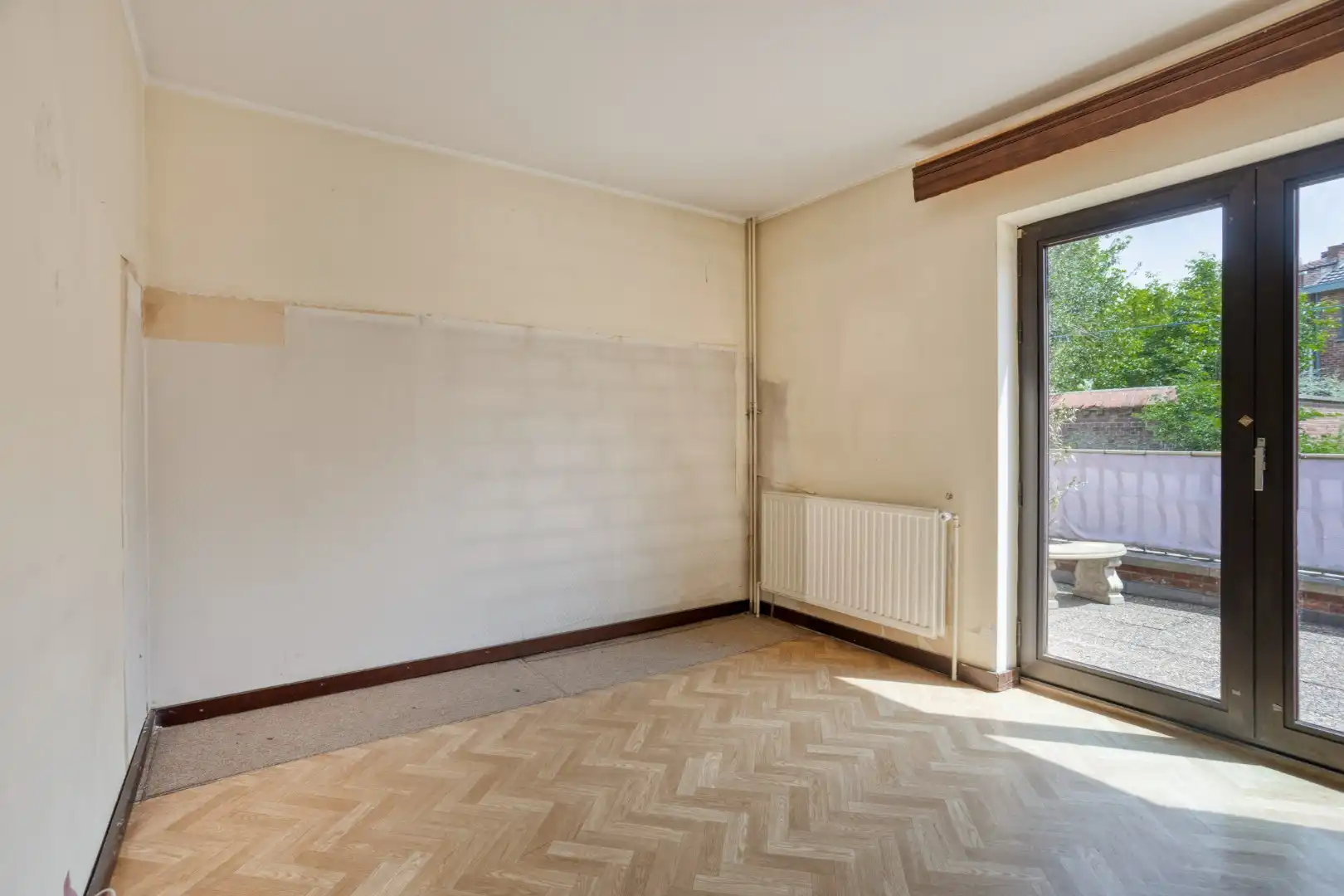 Gebouw met 2 appartementen, grote garage en gezellig terras - centrum Tongeren foto 13