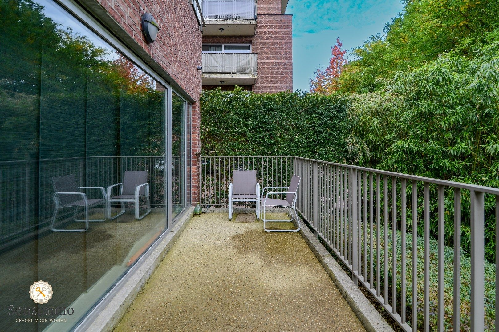 Gelijkvloers éénslaapkamerappartement met terras en parking foto 9