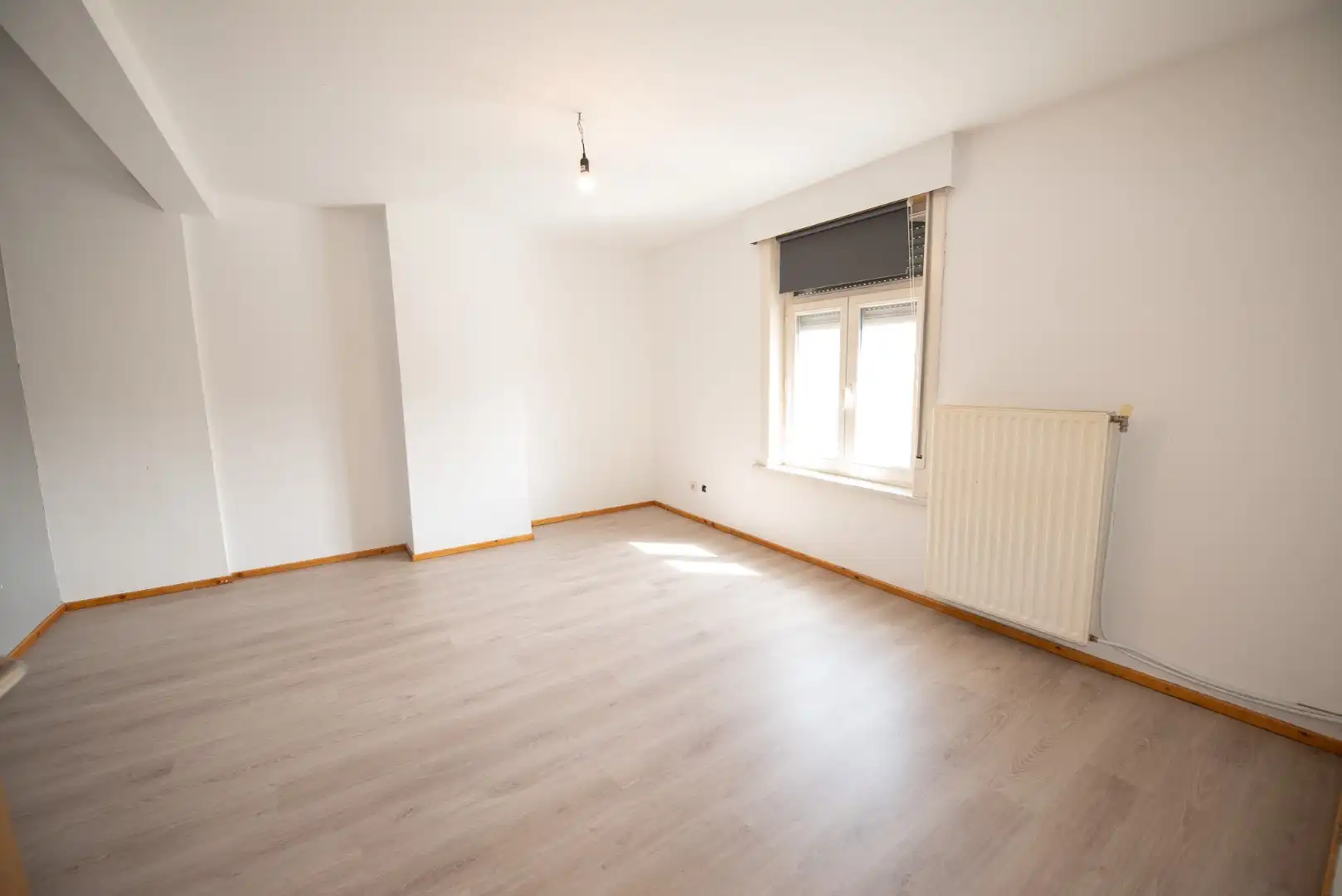 Ruime woning te Dentergem. foto 11