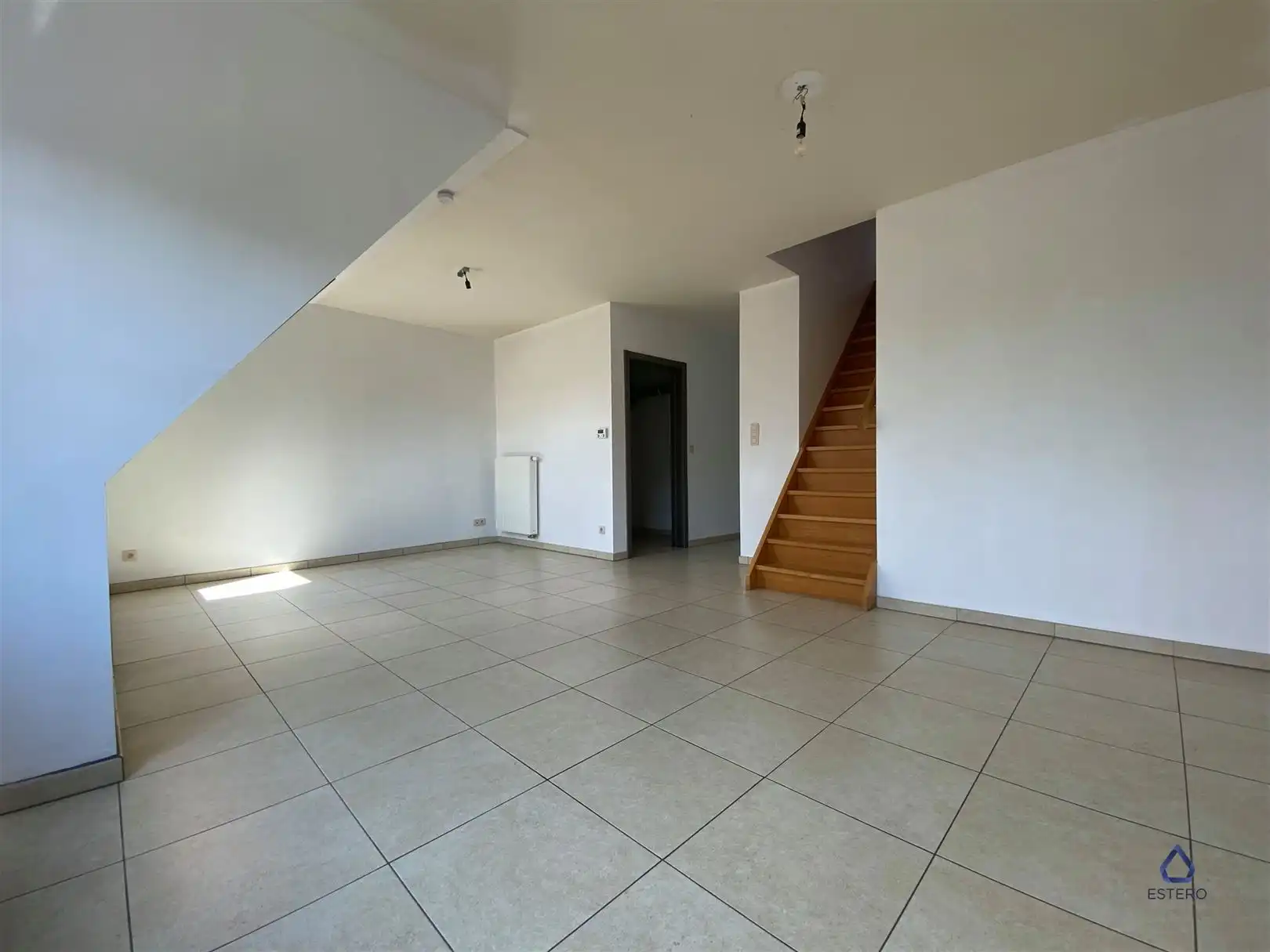 Duplex met 3 slaapkamers en garage  foto 2