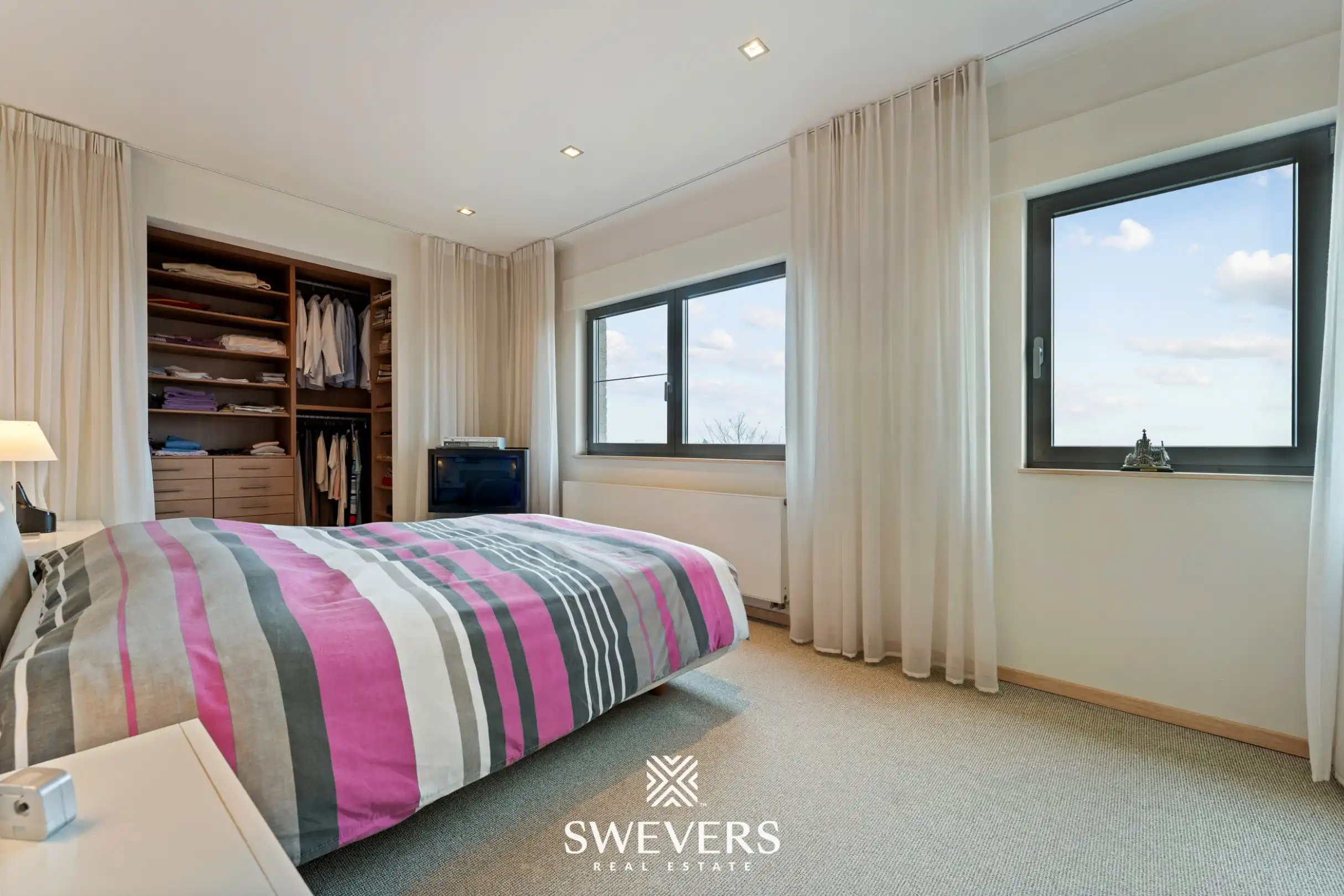 Zeer ruim appartement met zonrijk terras en dubbele garage te Hollandsveld foto 14