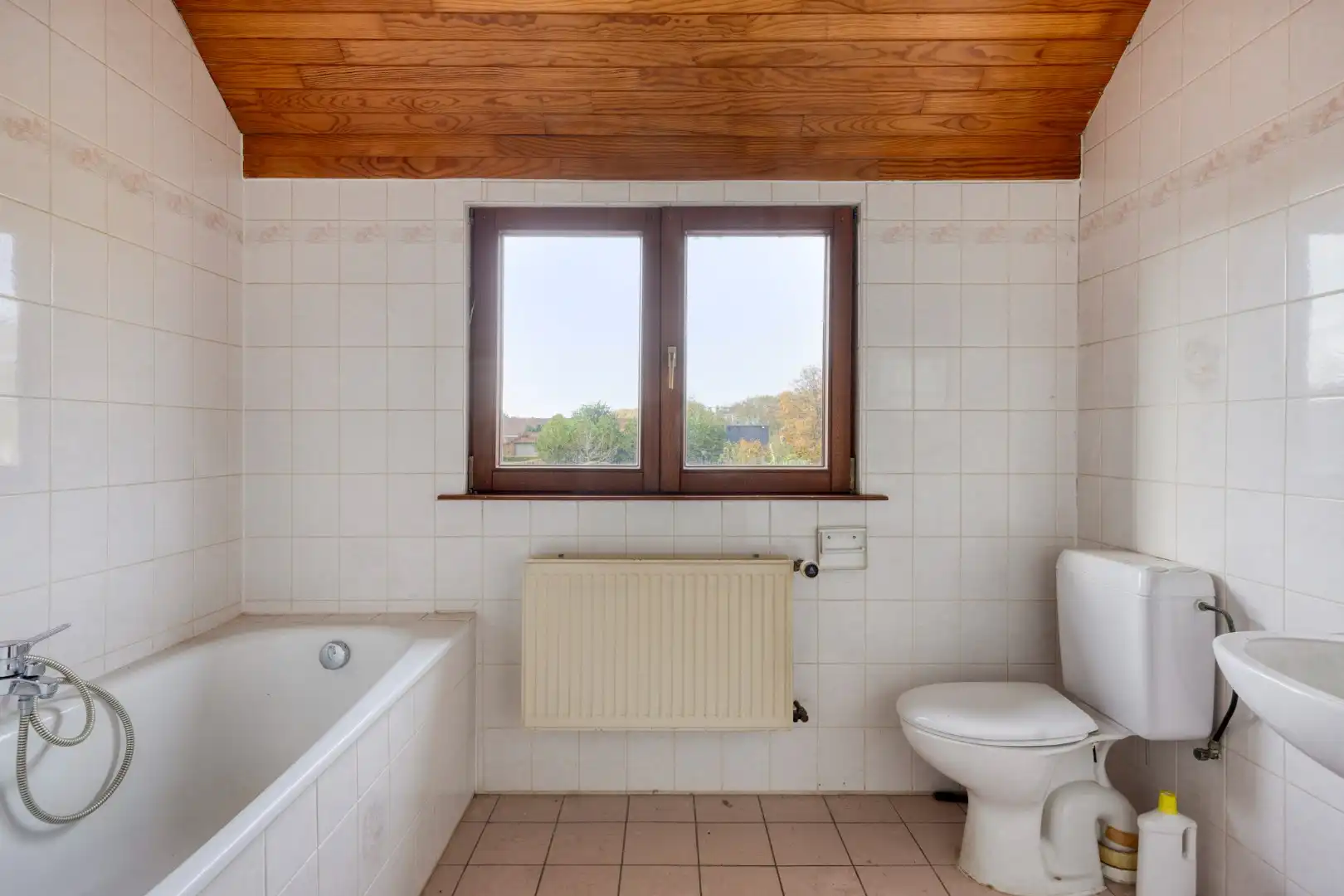 Ruime woning met ruime tuin en garage op een perceel van 802m² in Holsbeek – EPC 280 kWh/m² - bewoonbare opp. 243 m² foto 13