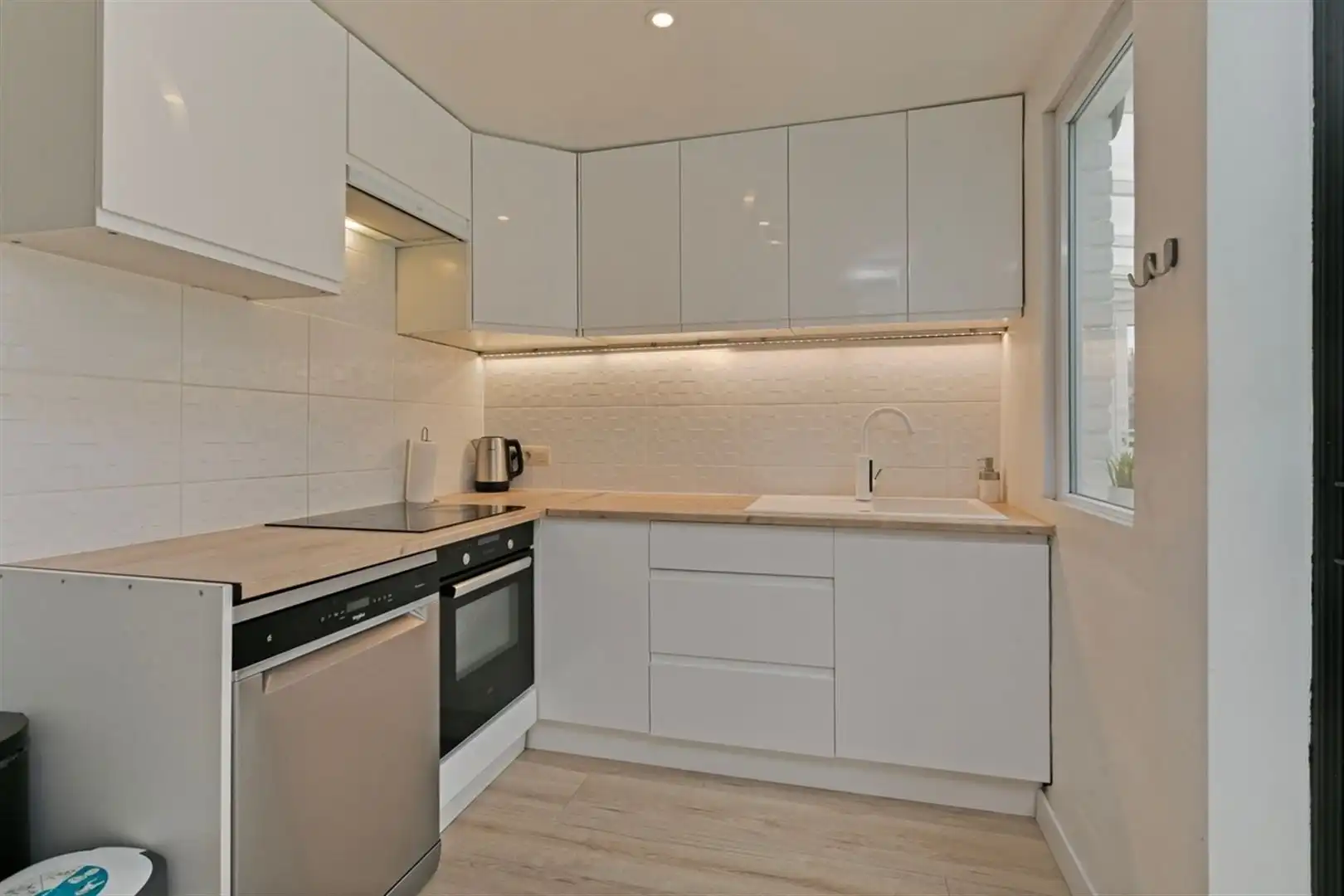 Knusse starterswoning centrum Bevere-Oudenaarde foto 10