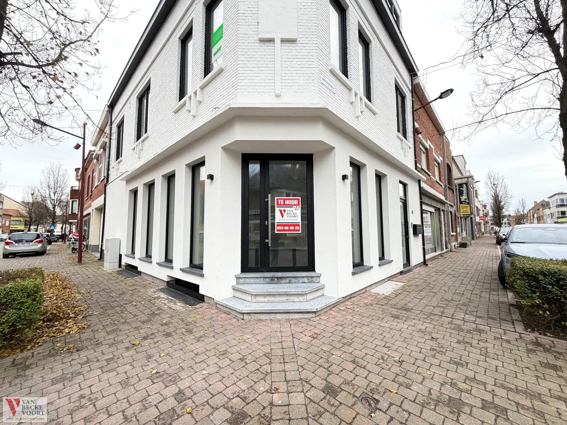 Handelsgelijkvloers 53 m² + kelder 58 m² foto 8