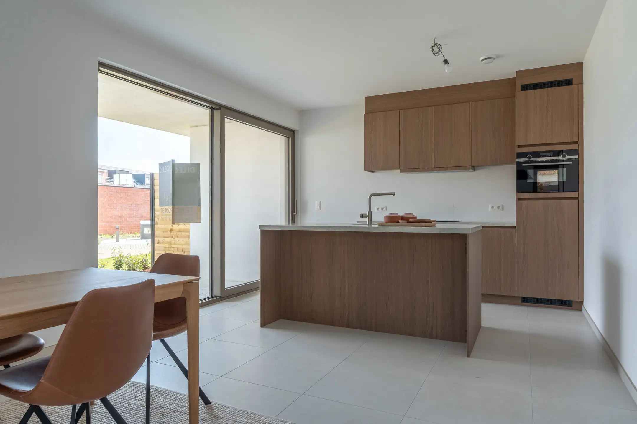 Knap energiezuinig appartement met tof terras foto 6
