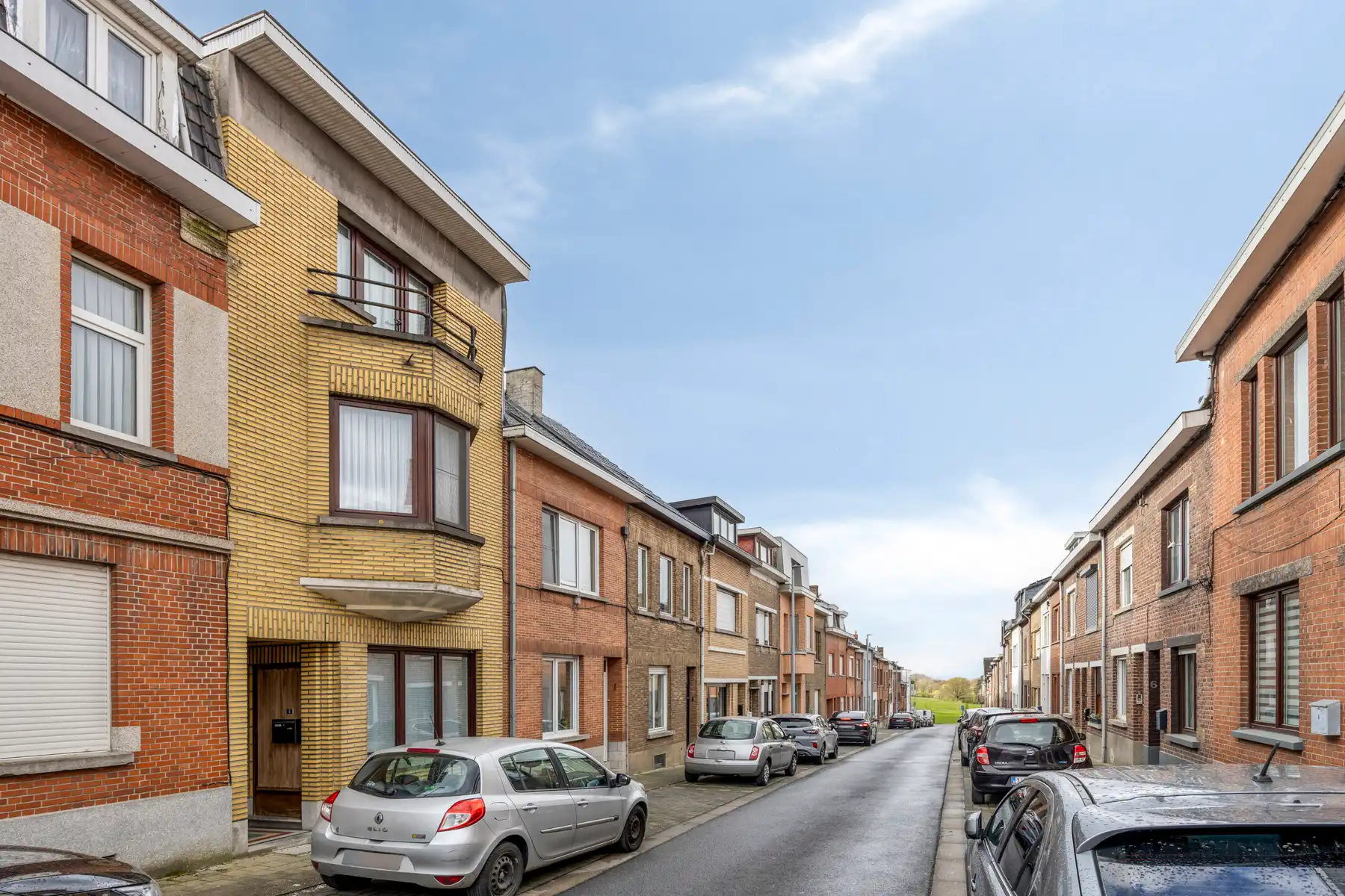 Ruime woning met 4 slaapkamers nabij centrum foto 27