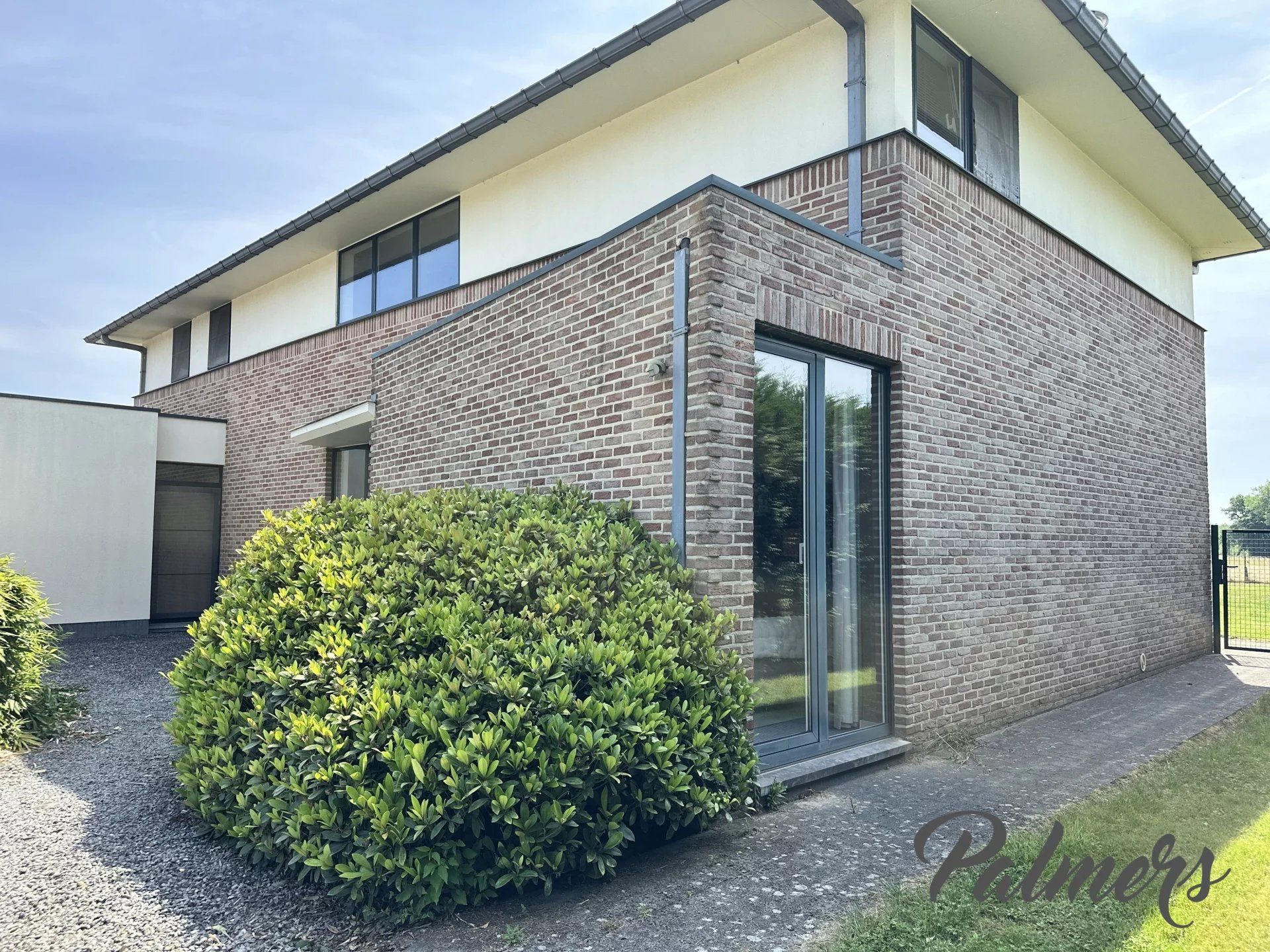 Veelzijdige villa foto 34
