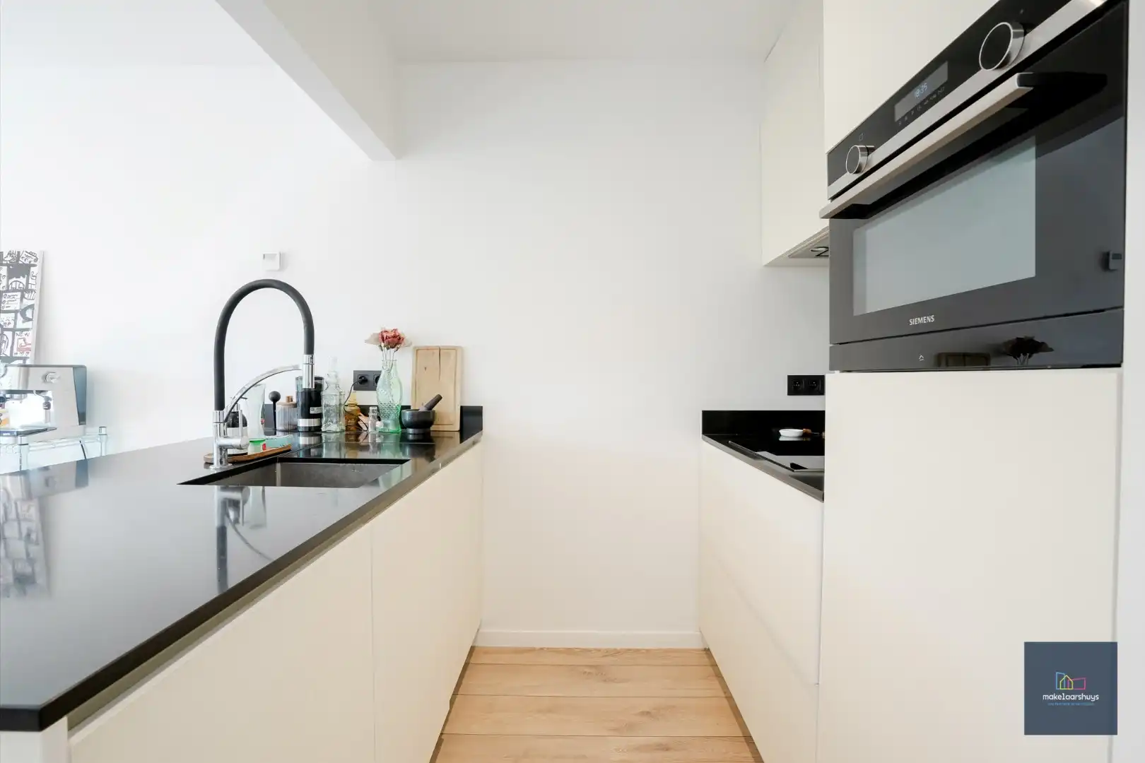 Instapklaar en lichtrijk appartement op de Coupure  foto 6