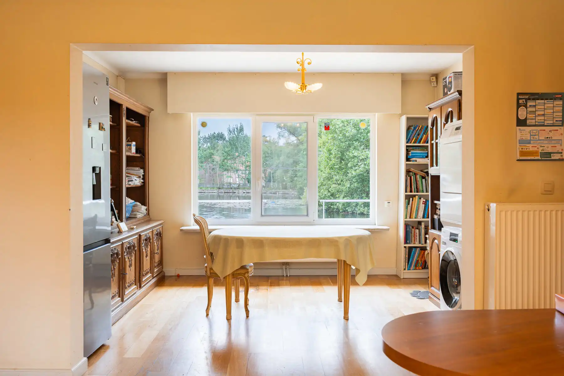 Knappe villa in landelijke omgeving met prachtige vijver foto 12